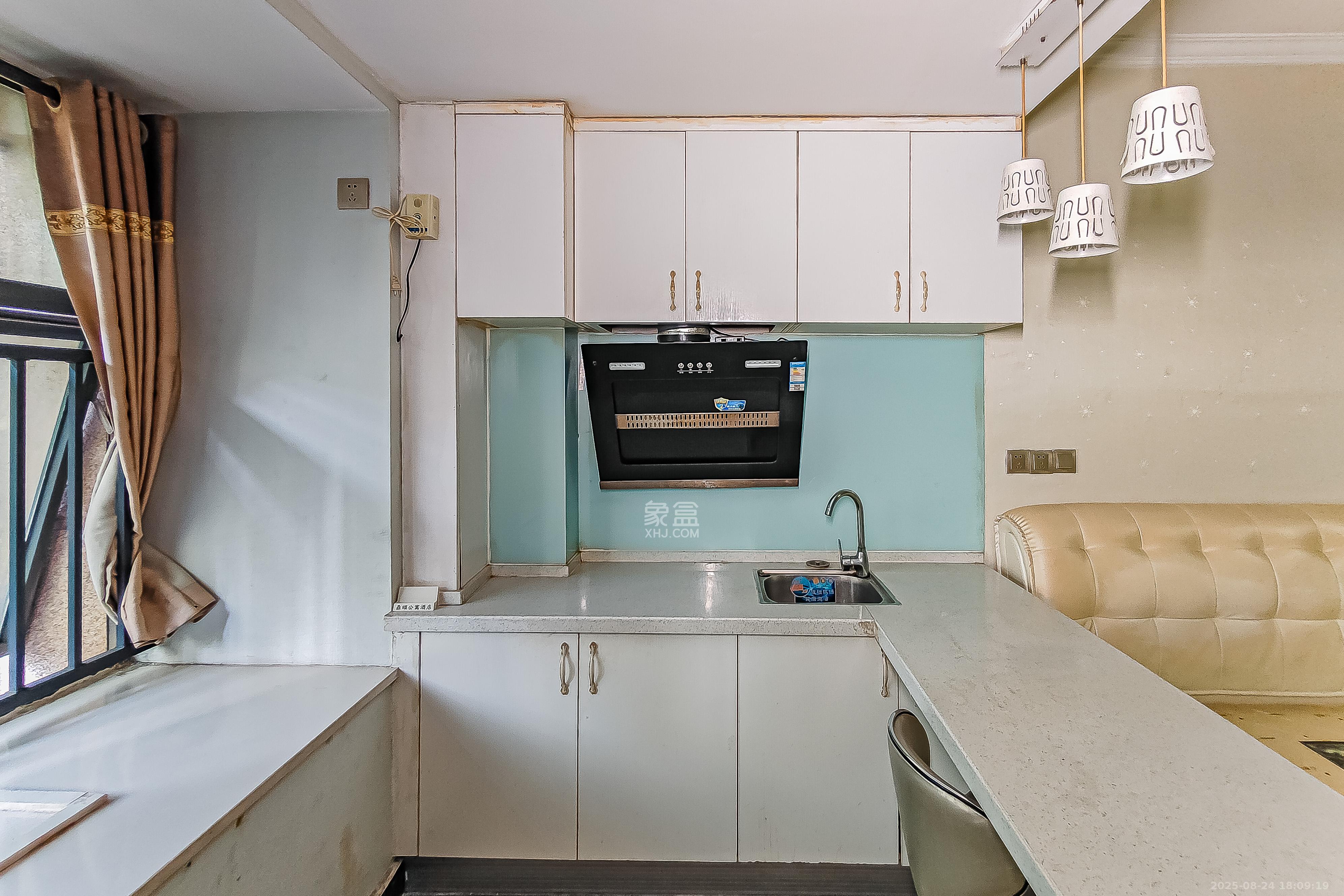 蓝湾国际广场  1室1厅1卫    28.0万 蓝湾国际广场  1室1厅1卫    28.0万厨房