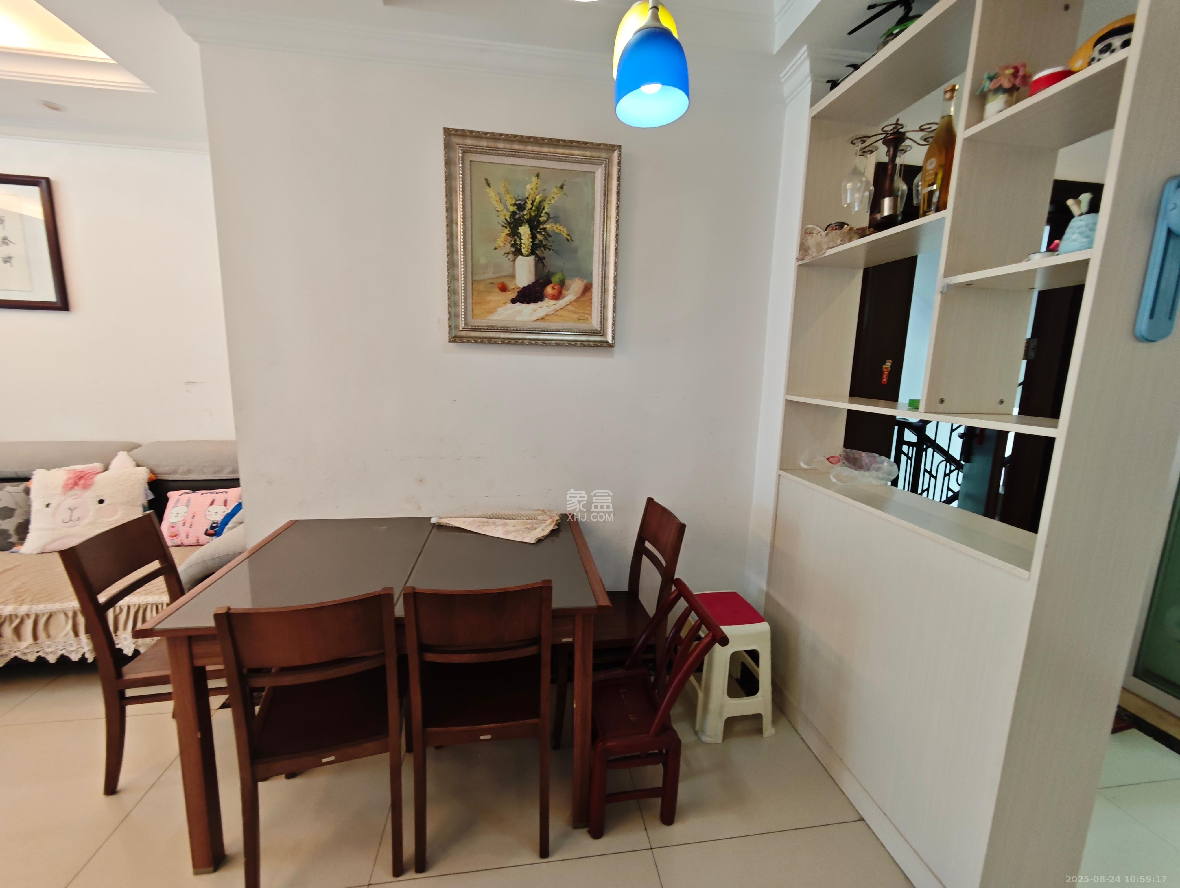 茂华禧都会  3室2厅1卫    2800.0元/月 茂华禧都会  3室2厅1卫    2800.0元/月室内图