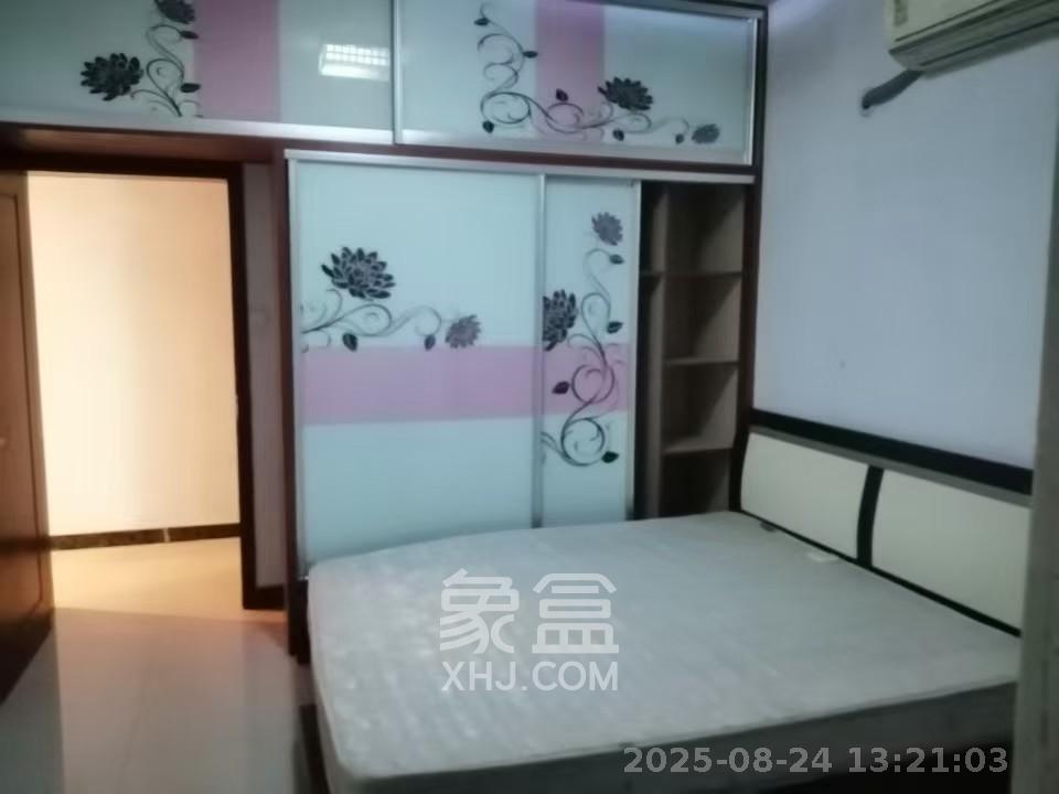 山水湾  3室2厅1卫    1600.0元/月 山水湾  3室2厅1卫    1600.0元/月室内图