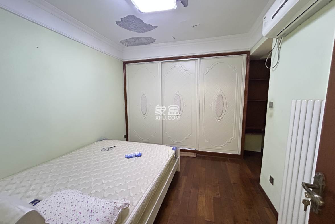 怡海星城 1室2厅1卫 1600.0元/月 怡海星城 1室2厅1卫 1600.0元/月户型图