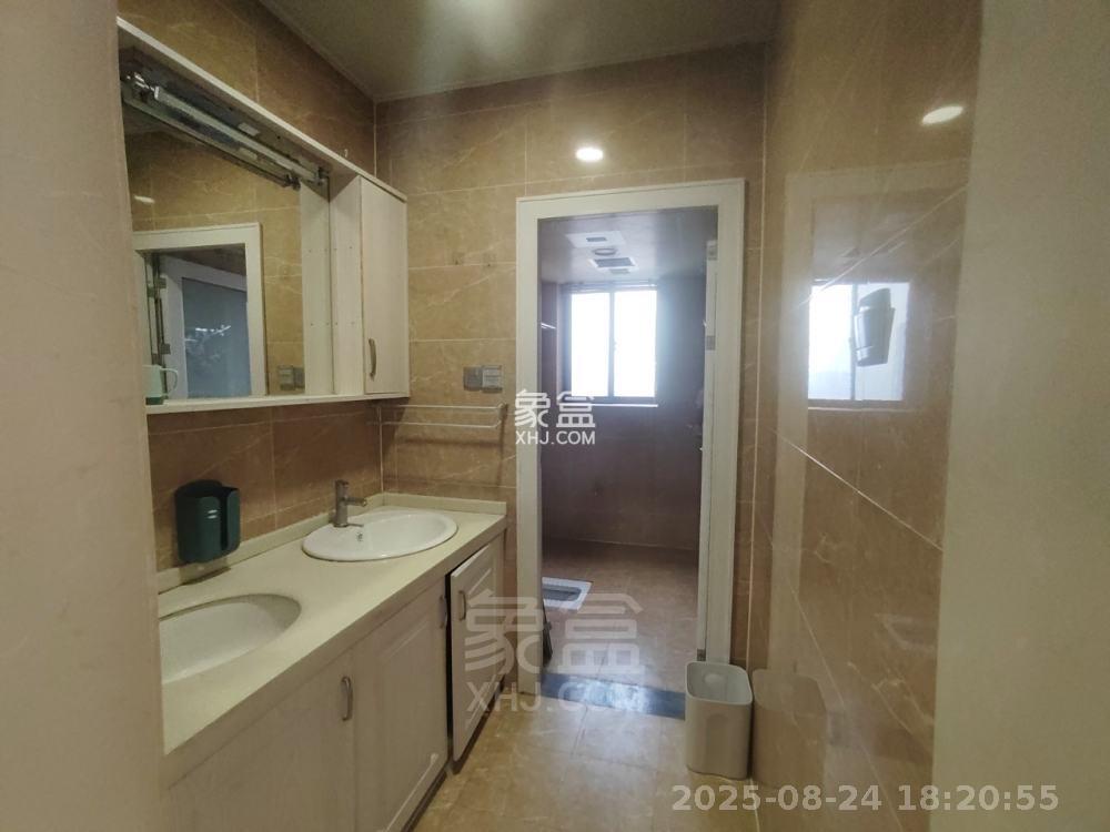 熹悦花都 3室2厅2卫 1900.0元/月 熹悦花都 3室2厅2卫 1900.0元/月室内图