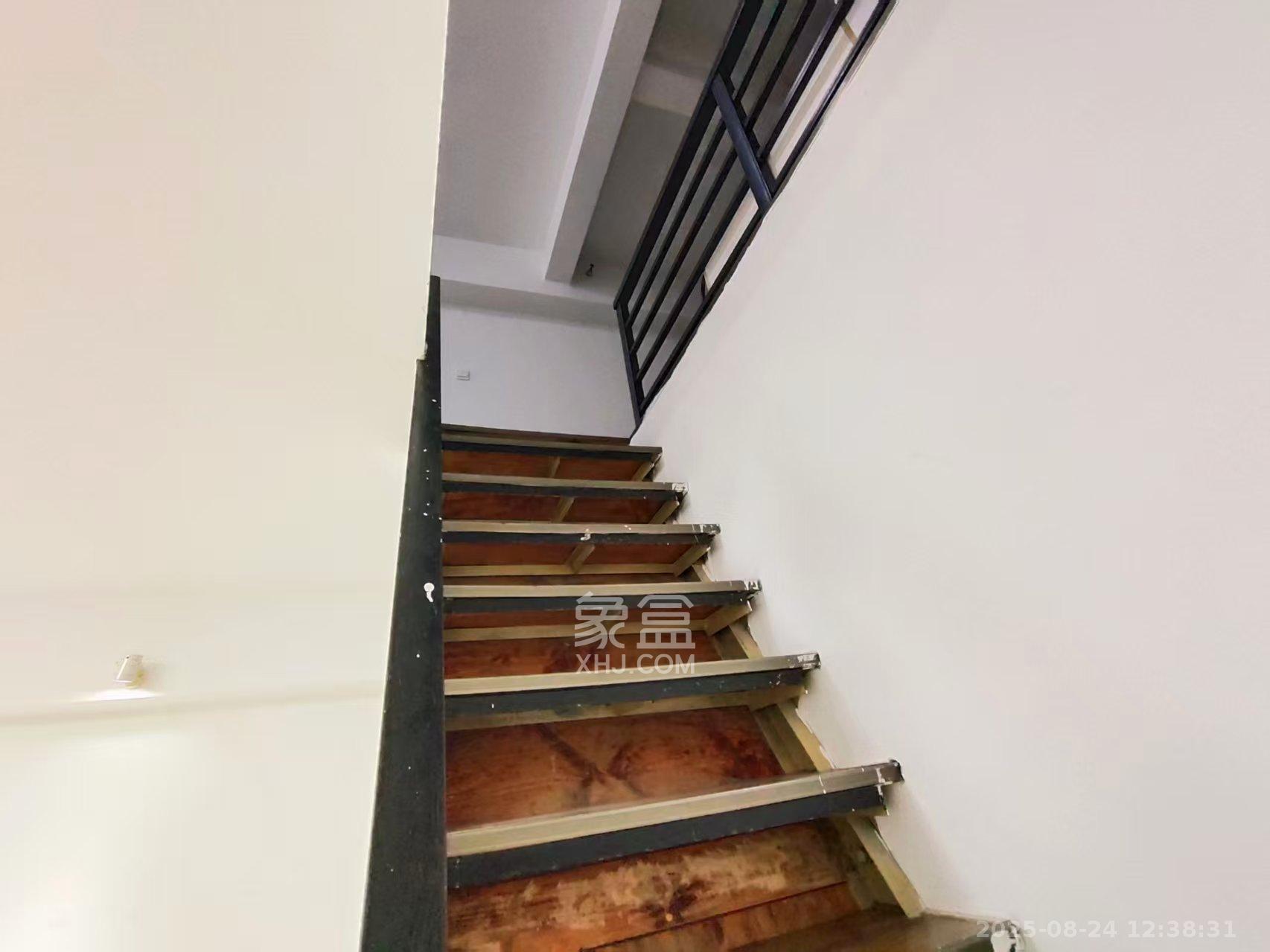 嘉玺大厦（高桥国际公寓）   65.0㎡      2300.0元/月室内图