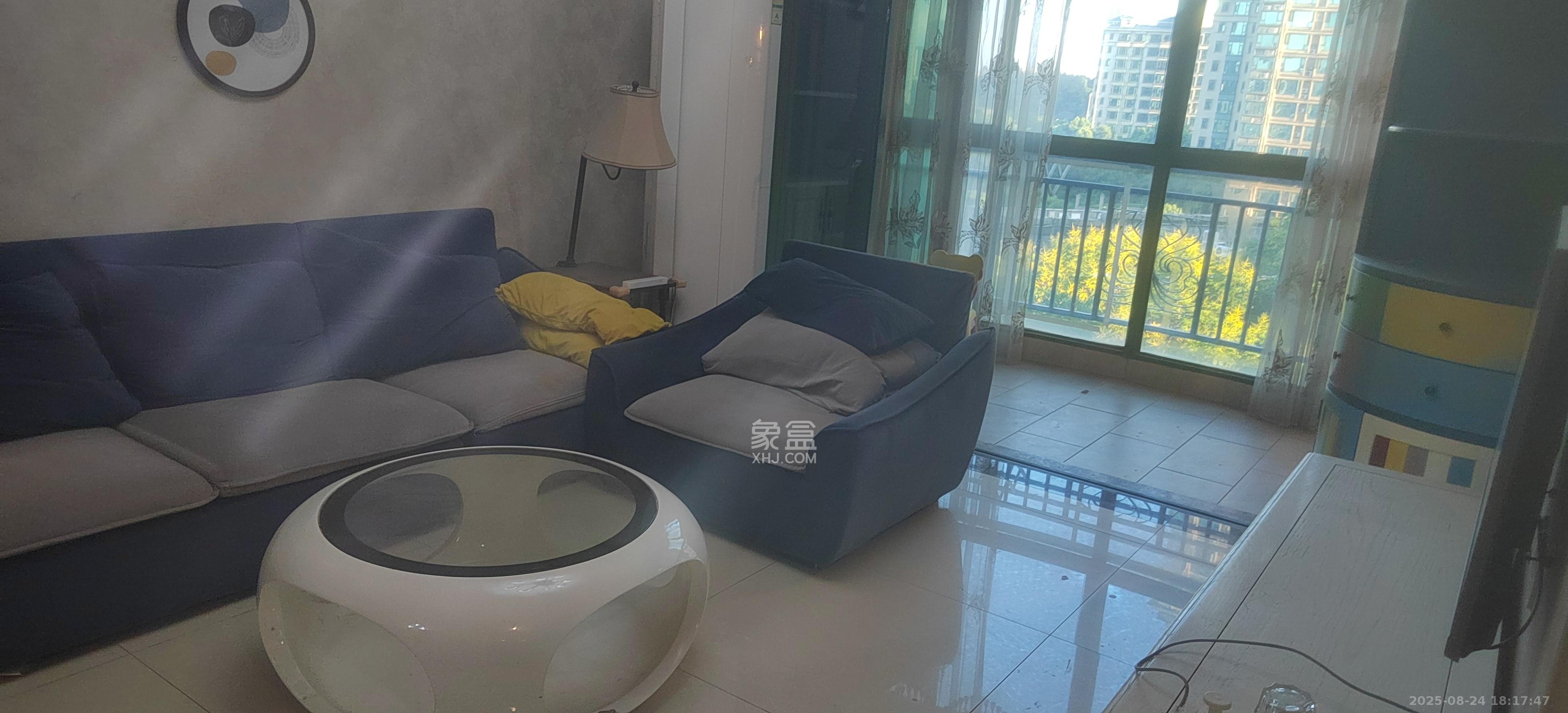 恒大华府 3室2厅2卫 2900.0元/月 恒大华府 3室2厅2卫 2900.0元/月室内图