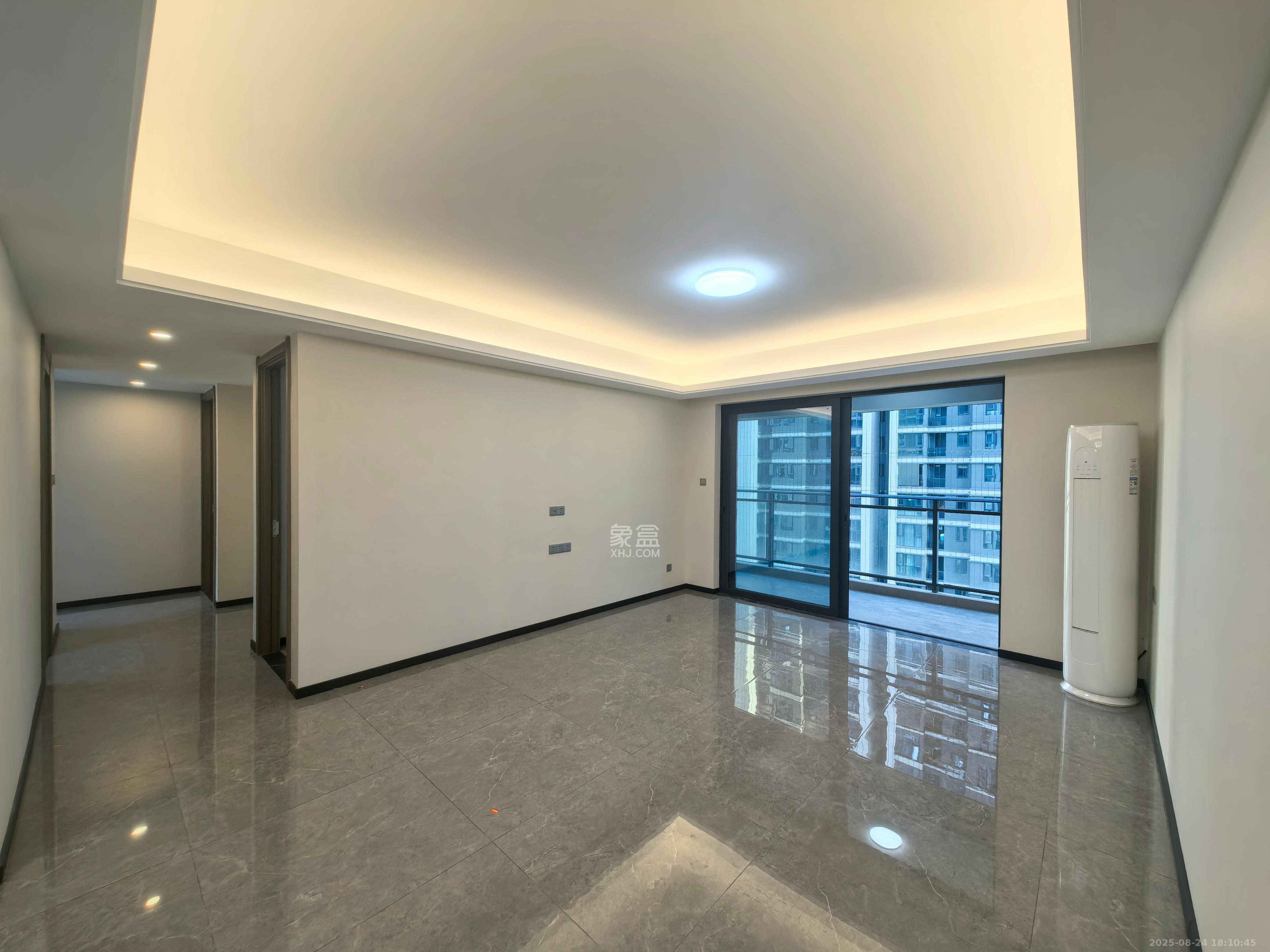 中海阅溪府 4室2厅2卫 3500.0元/月 中海阅溪府 4室2厅2卫 3500.0元/月室内图