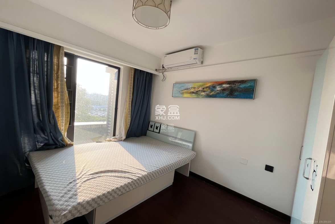 万科金域缇香  4室2厅2卫    5000.0元/月 万科金域缇香  4室2厅2卫    5000.0元/月室内图