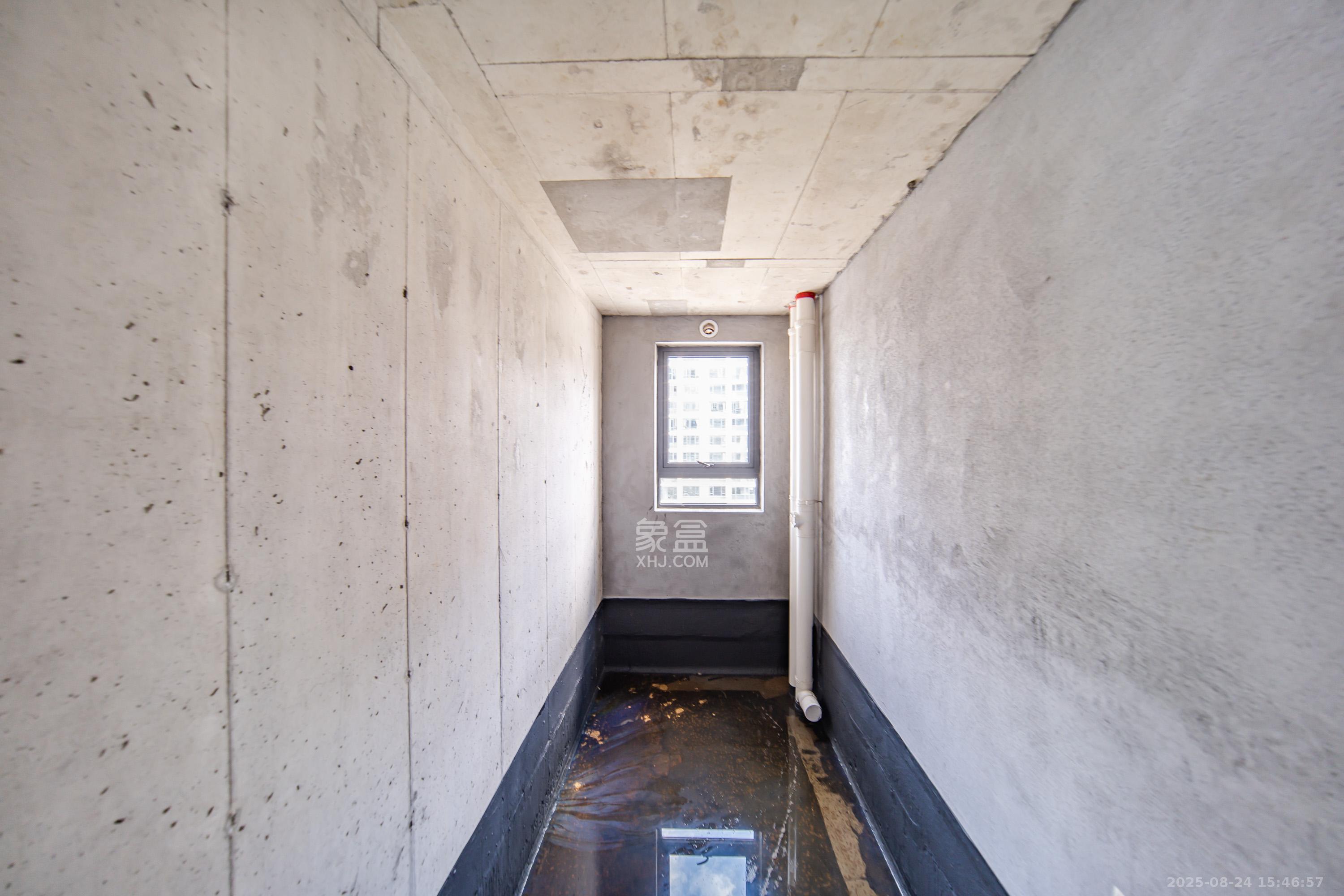 中建钰山湖  4室2厅3卫    290.0万 中建钰山湖  4室2厅3卫    290.0万卫生间