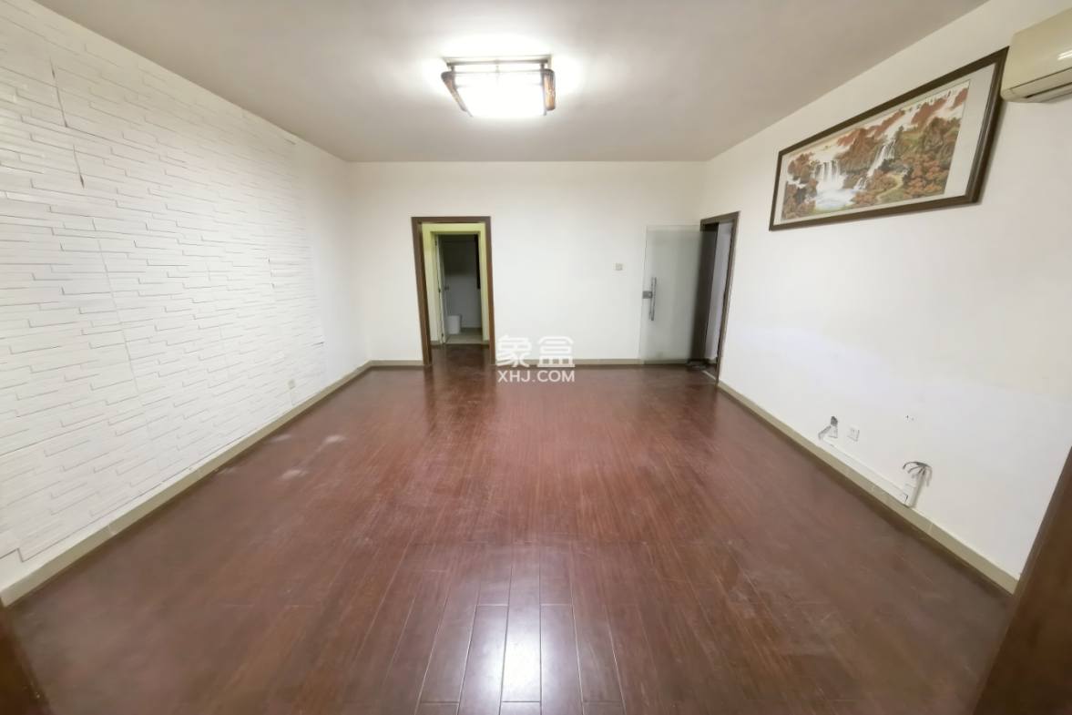 金海广场 4室2厅2卫 3400.0元/月 金海广场 4室2厅2卫 3400.0元/月室内图