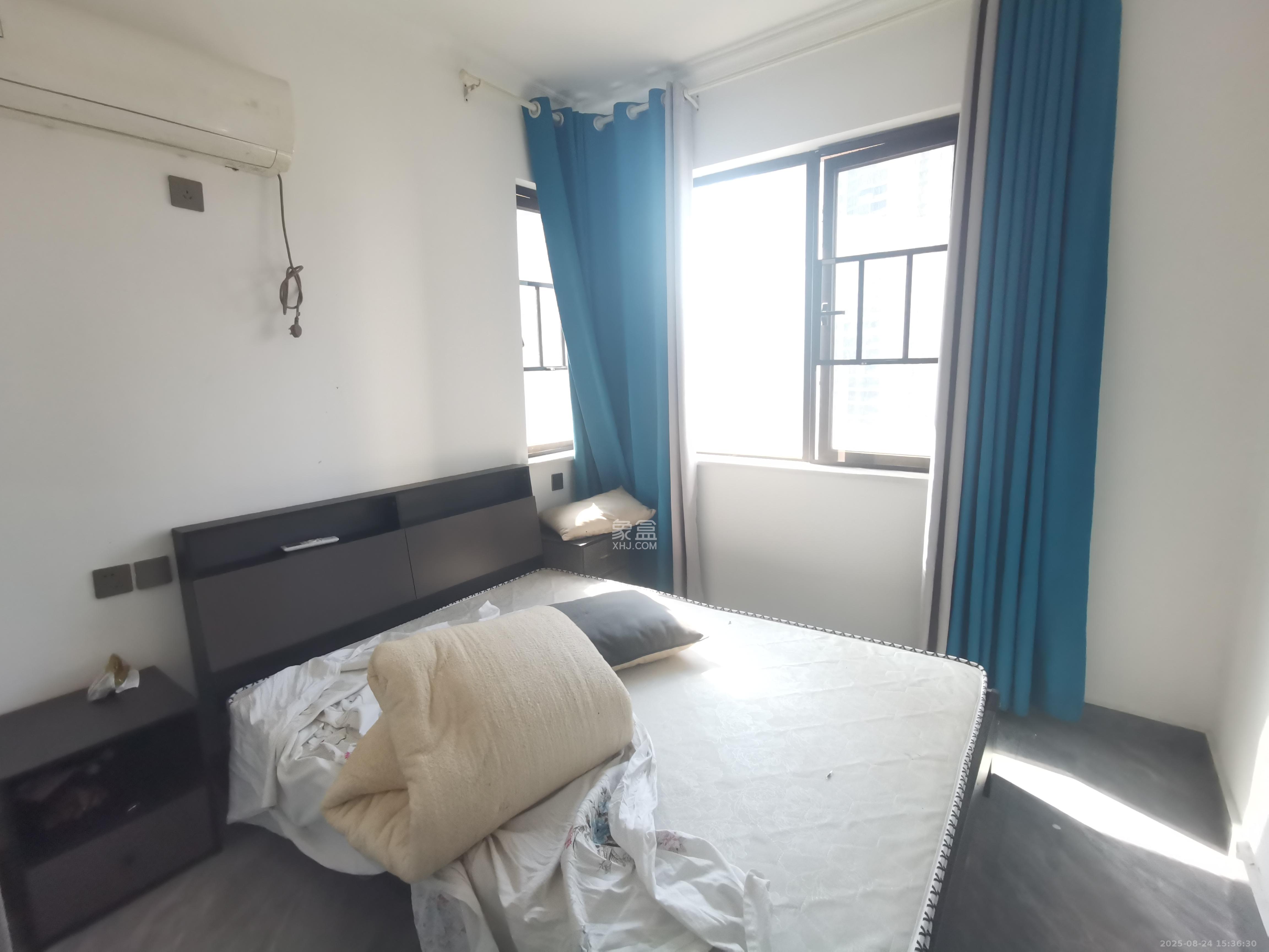 保利西海岸A区 4室2厅2卫 4200.0元/月 保利西海岸A区 4室2厅2卫 4200.0元/月室内图