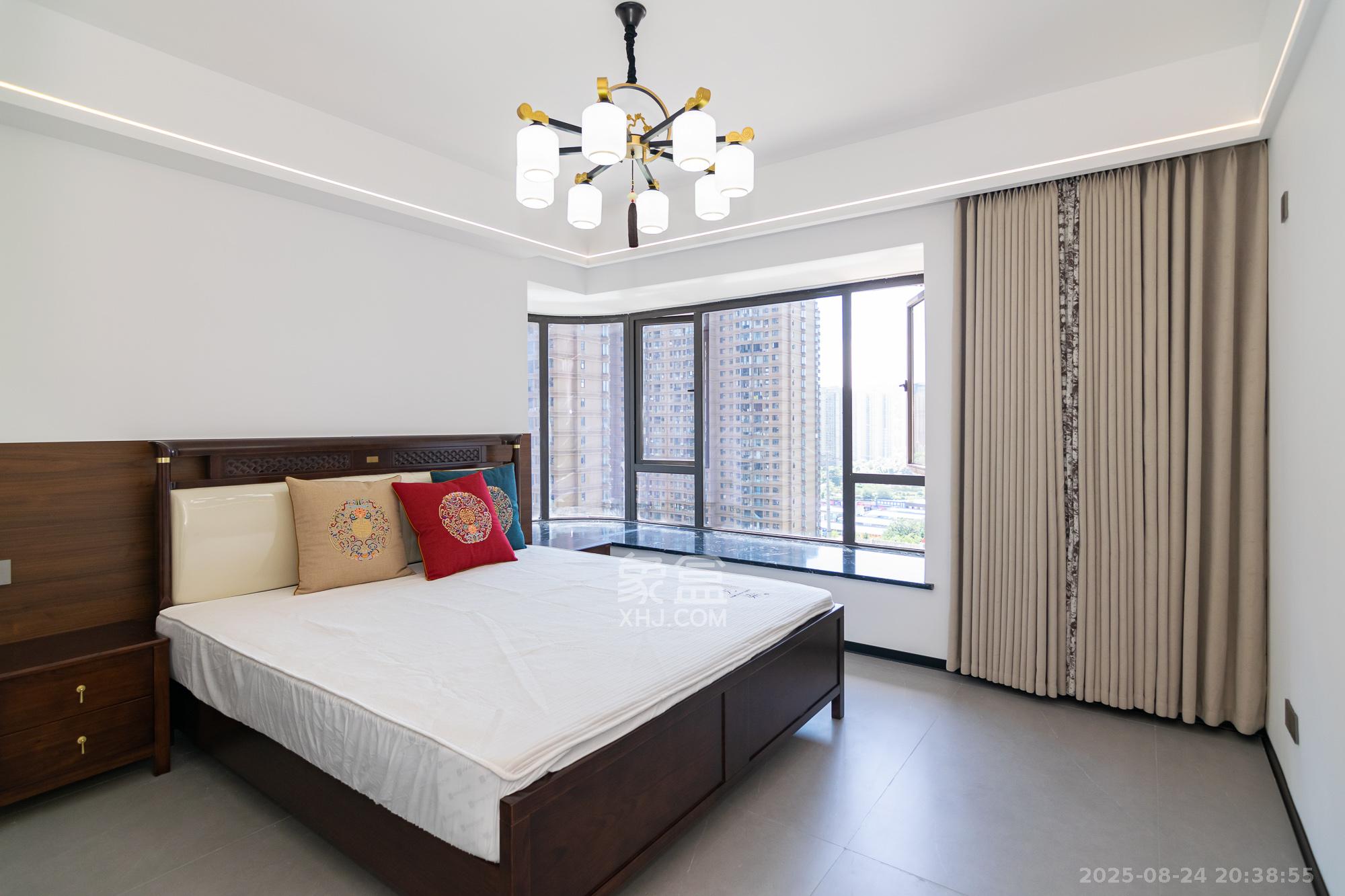 润和美郡(润和紫郡五期) 5室2厅2卫 136.8万 润和美郡(润和紫郡五期) 5室2厅2卫 136.8万卧室