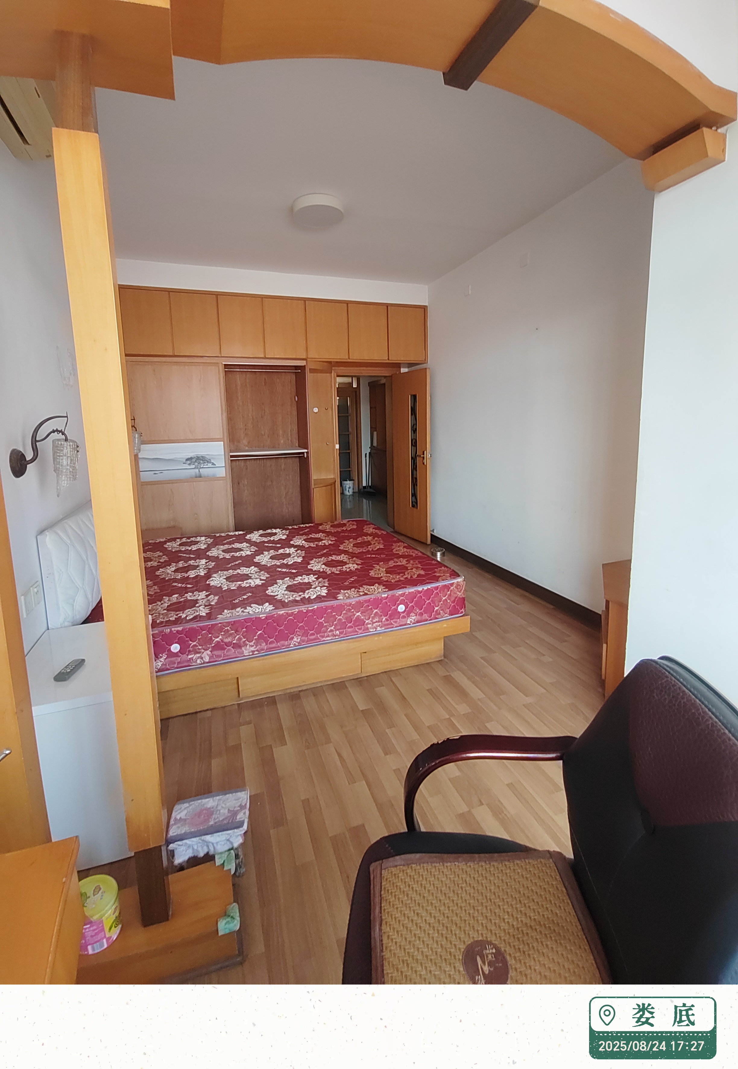 物资局家属楼(童家社区) 3室2厅2卫 1200.0元/月 物资局家属楼(童家社区) 3室2厅2卫 1200.0元/月室内图