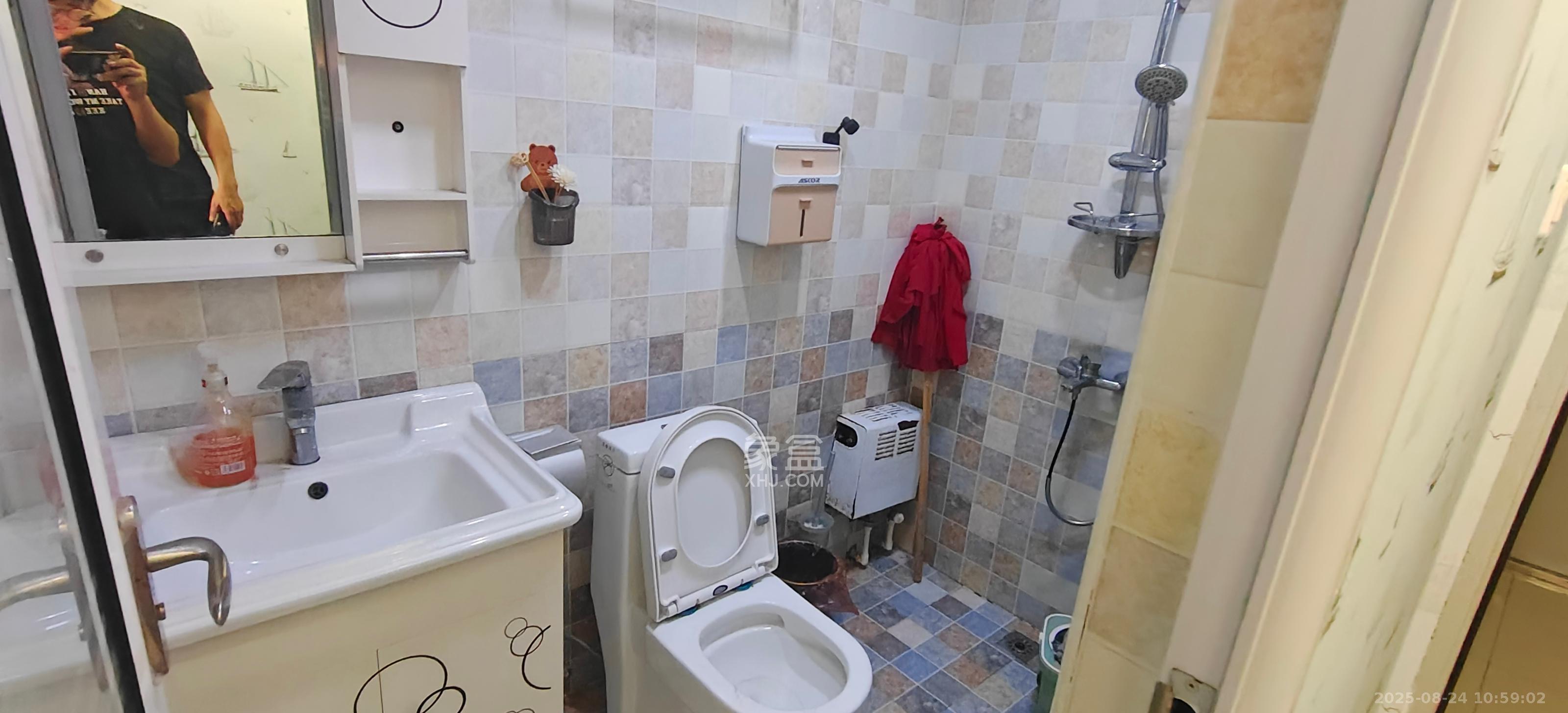 怡海星城 1室1厅1卫 1000.0元/月 怡海星城 1室1厅1卫 1000.0元/月室内图