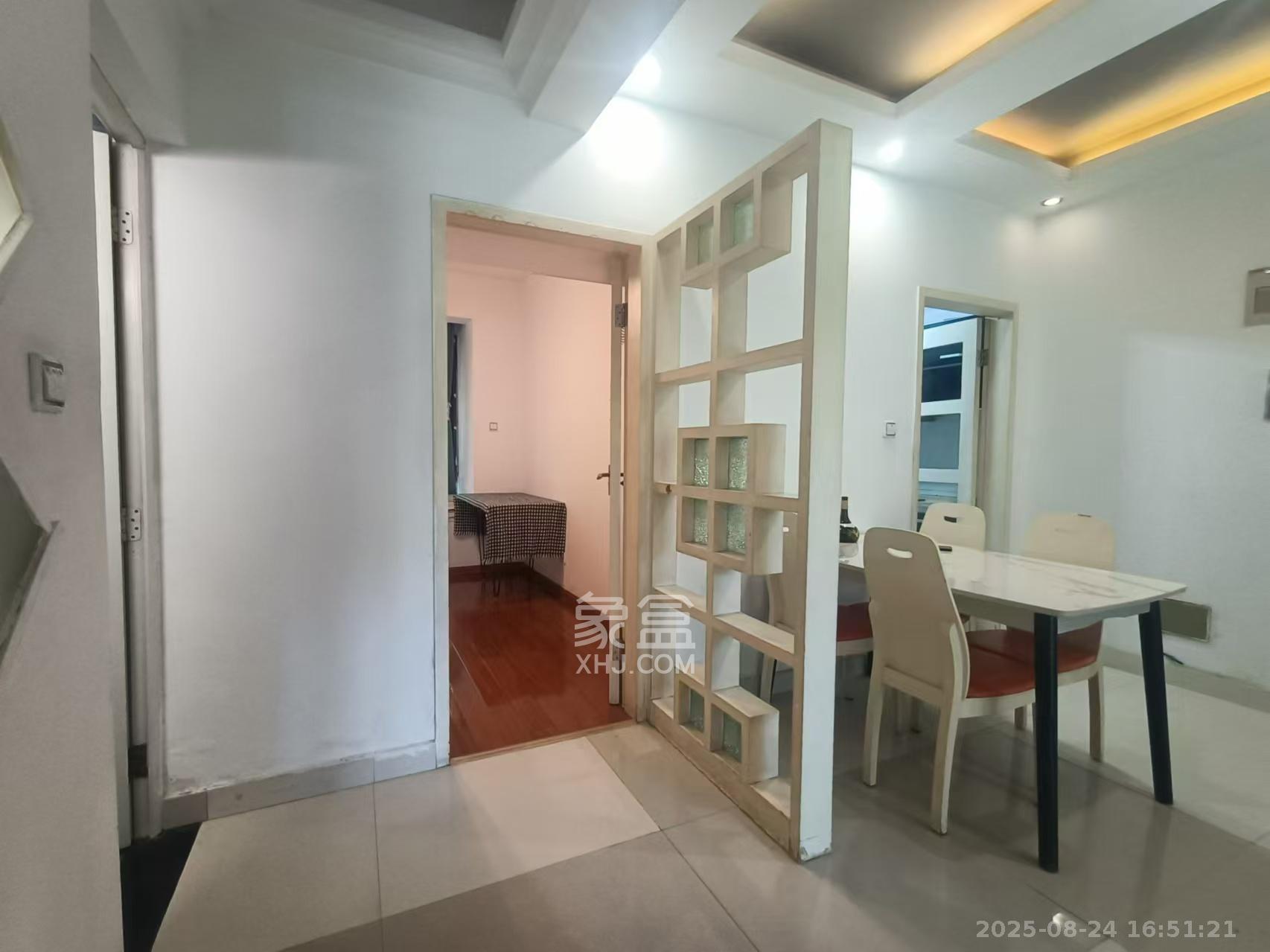 奥林匹克花园 2室1厅1卫 2600.0元/月 奥林匹克花园 2室1厅1卫 2600.0元/月室内图