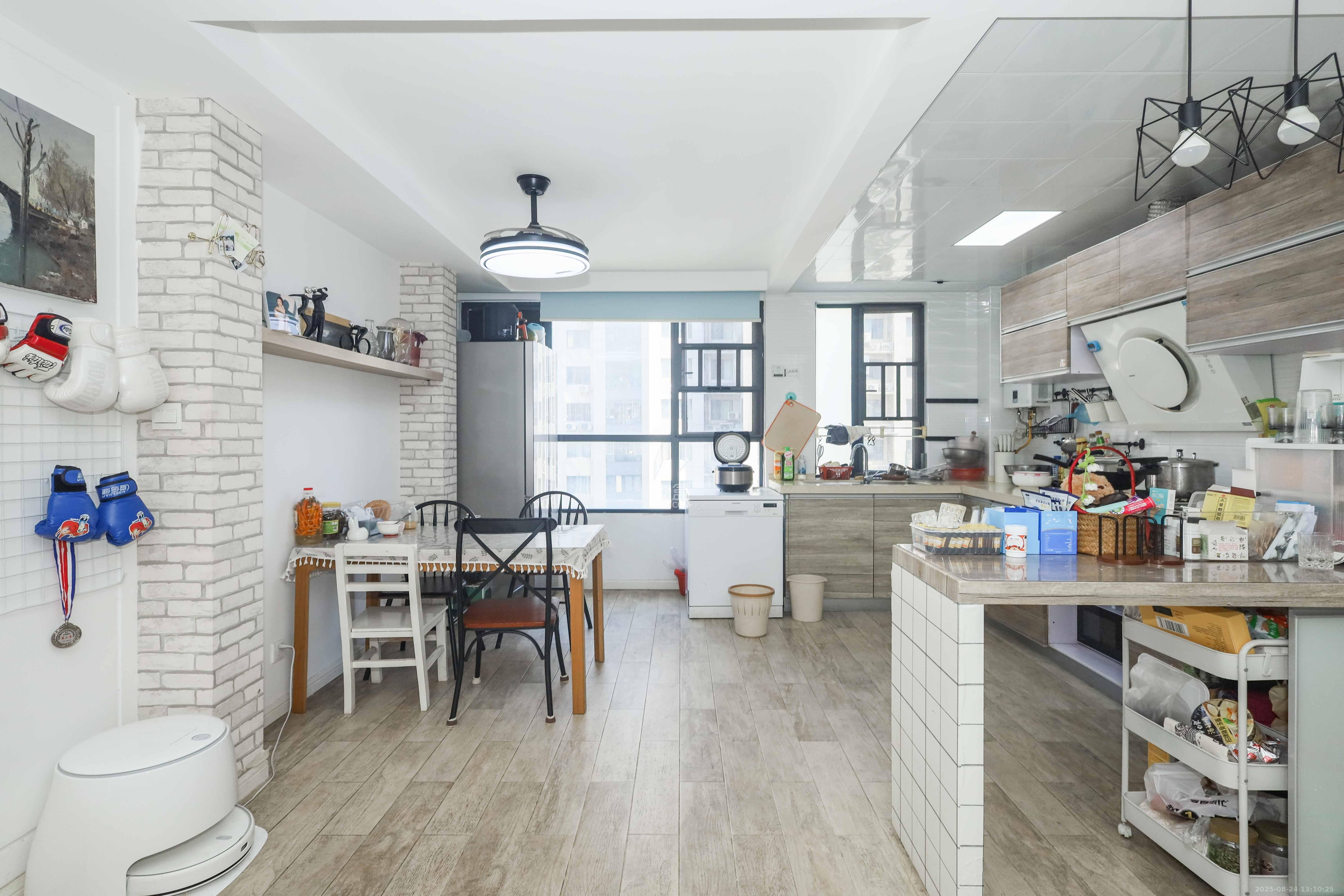 中国铁建梅溪青秀一期  3室2厅1卫    120.0万其他