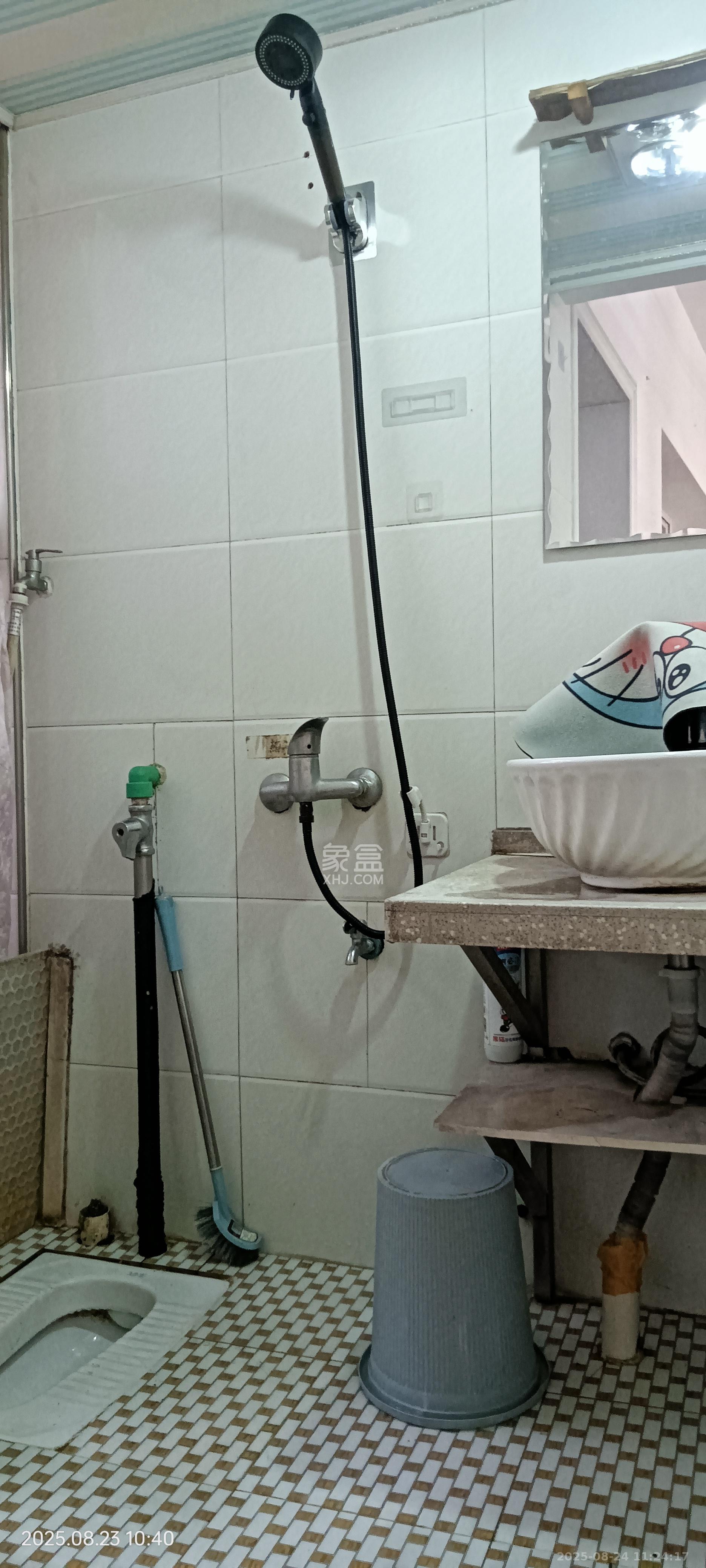 丝茅冲丽臣小区  1室1厅1卫    1350.0元/月室内图