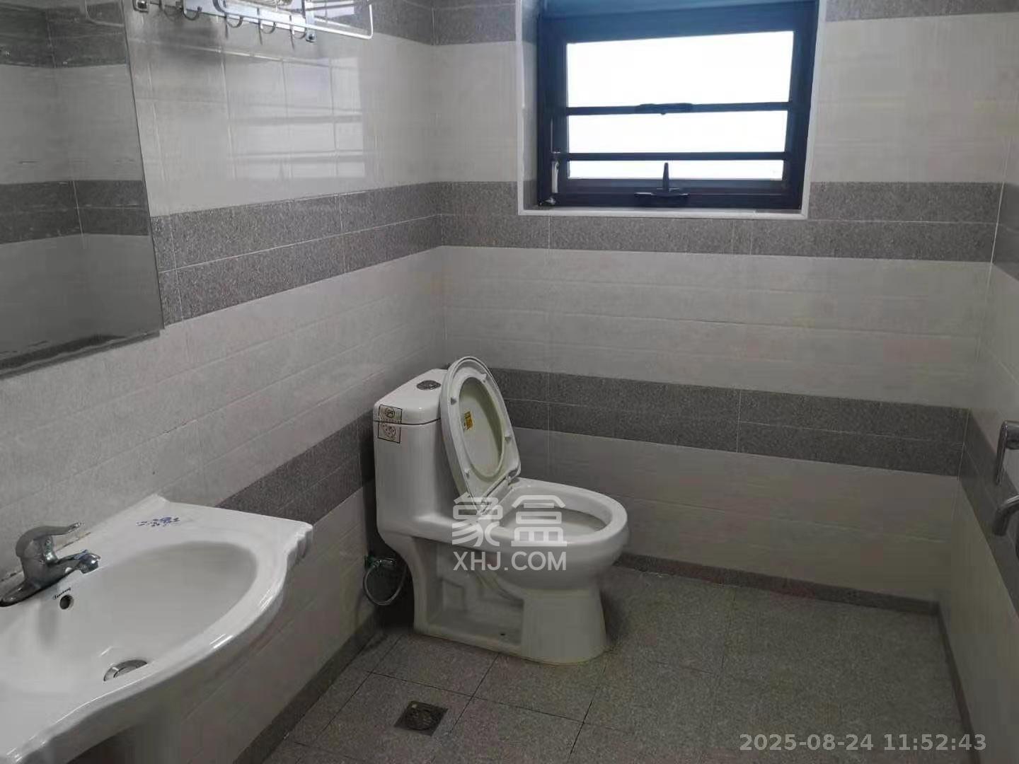 凯通国际城（凯通朝庭）  2室2厅1卫   2500.00元/月室内图