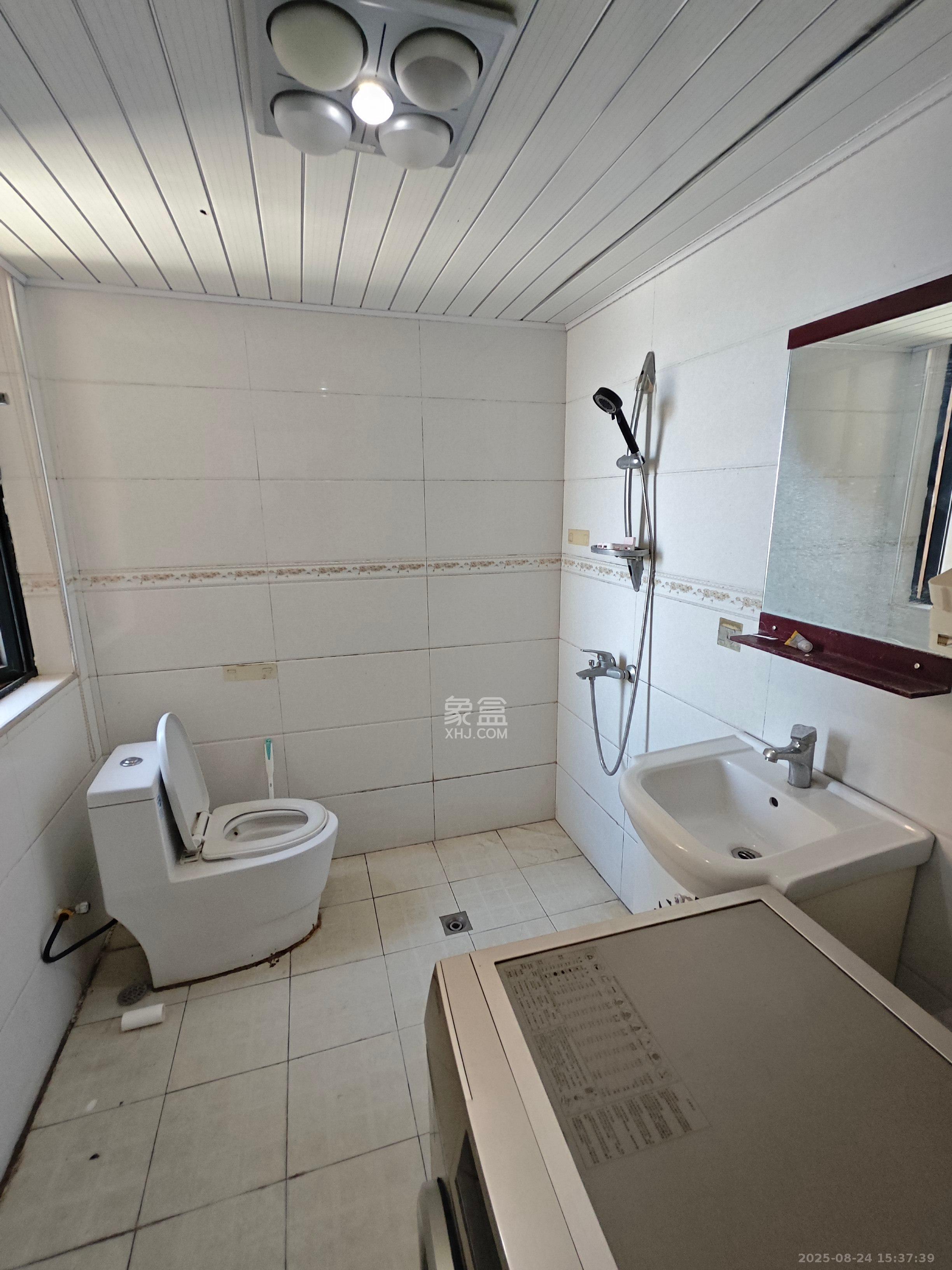 复地崑玉国际一期 2室2厅1卫 3500.0元/月 复地崑玉国际一期 2室2厅1卫 3500.0元/月室内图