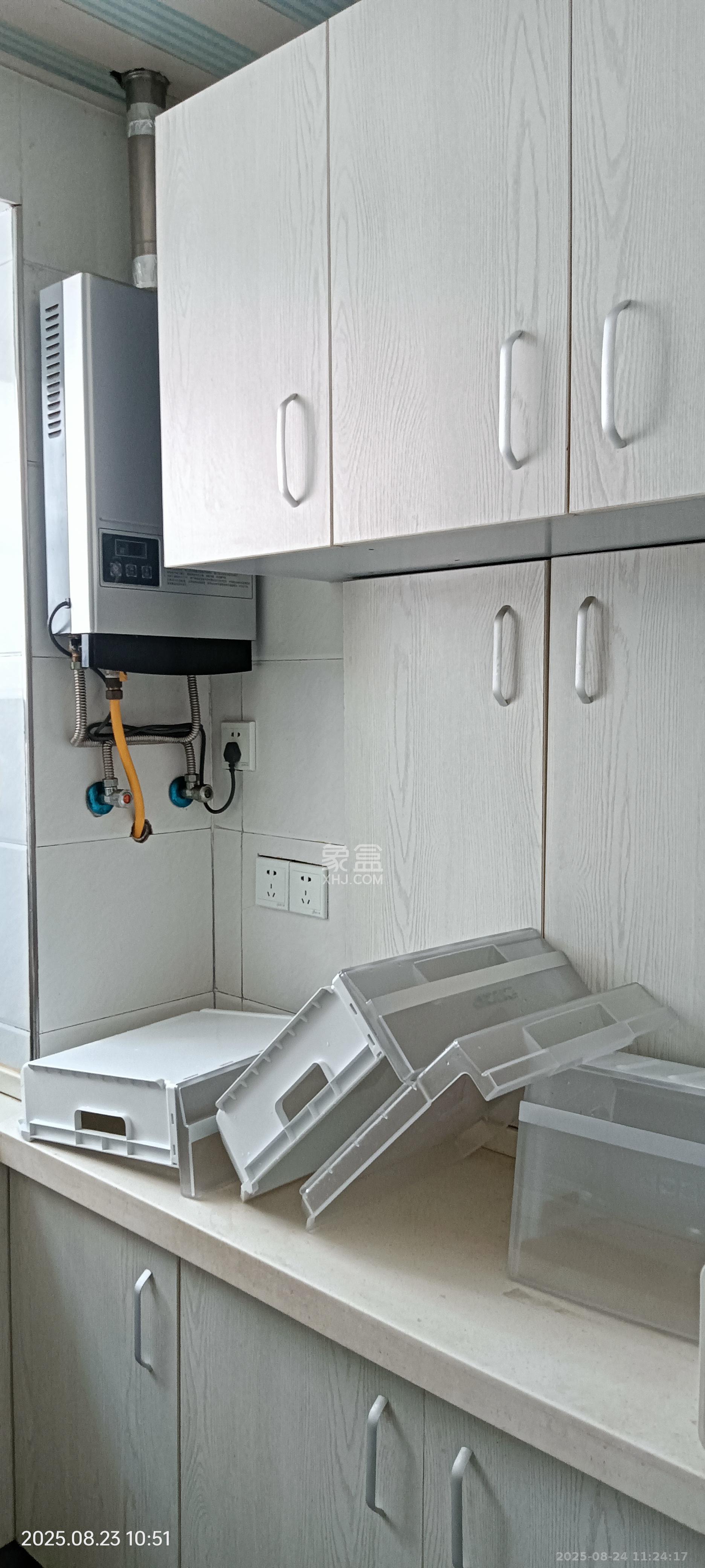 丝茅冲丽臣小区  1室1厅1卫    1350.0元/月 丝茅冲丽臣小区  1室1厅1卫    1350.0元/月室内图