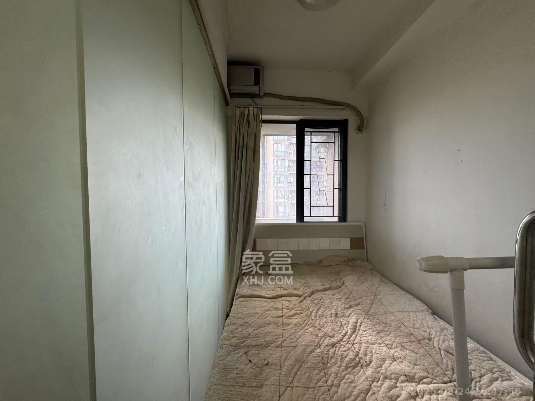 万博汇  1室1厅1卫    1800.0元/月 万博汇  1室1厅1卫    1800.0元/月