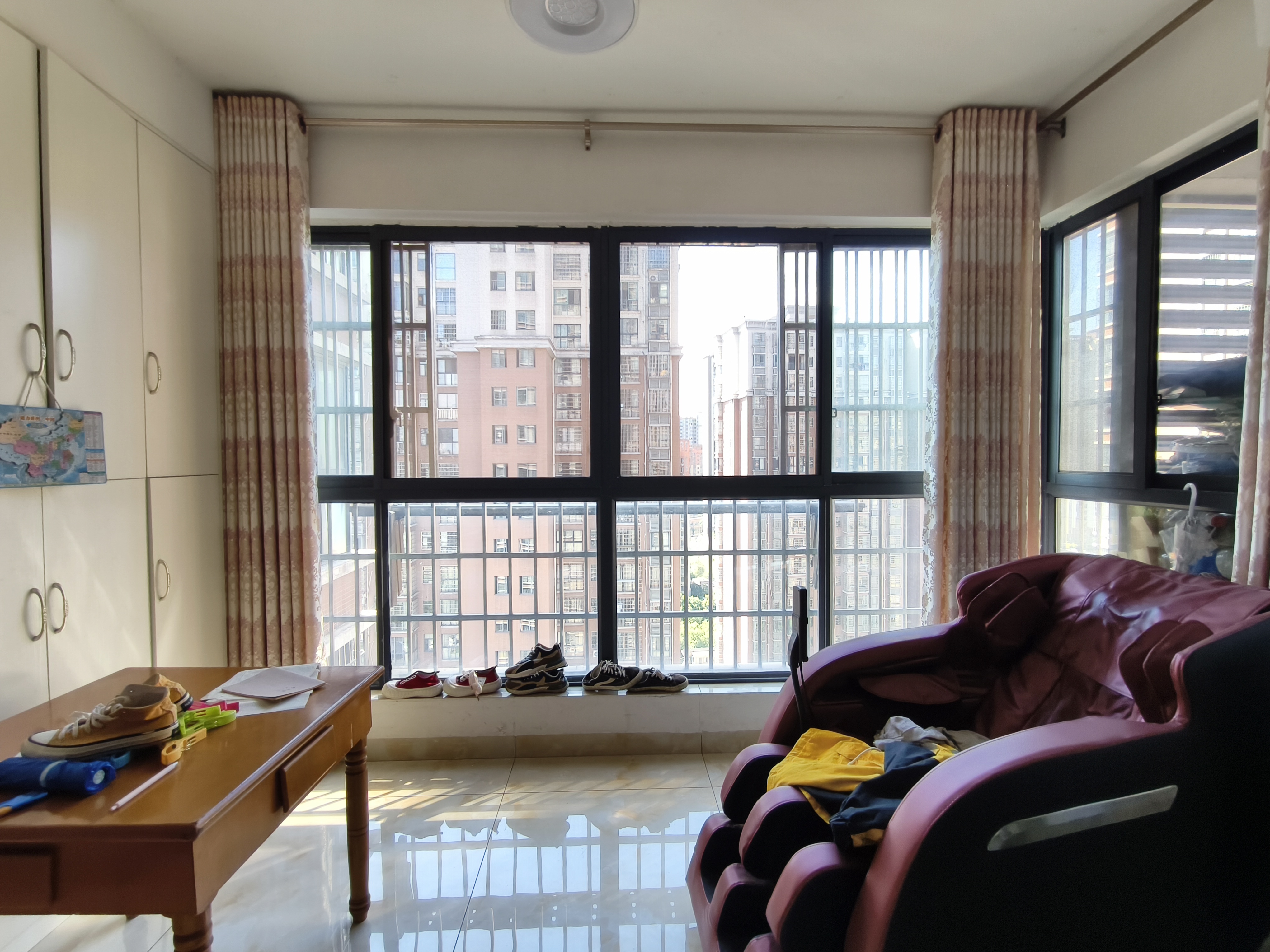 桃花缘  3室2厅2卫    69.8万 桃花缘  3室2厅2卫    69.8万室内图