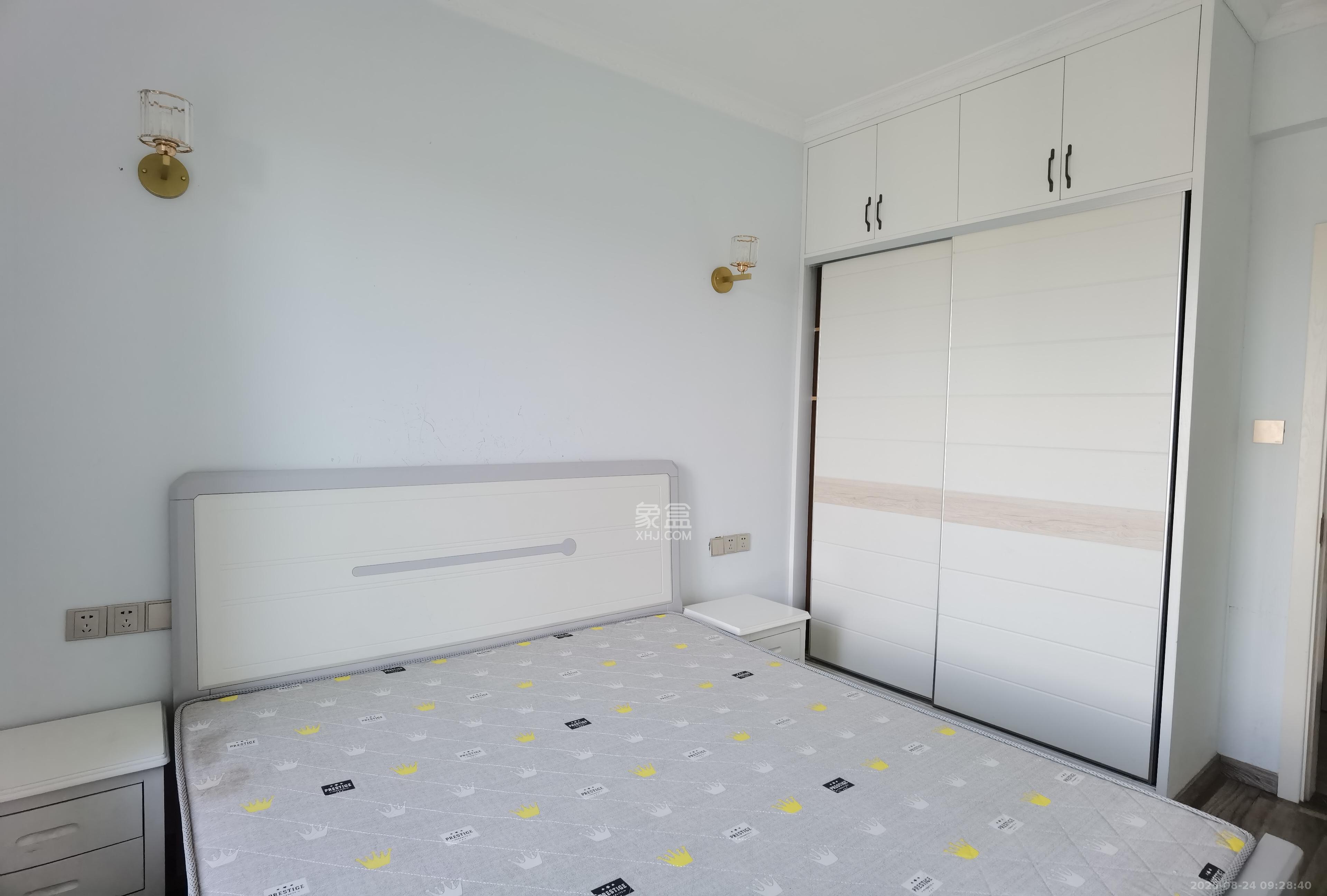 联诚雅郡  3室2厅1卫    2000.0元/月 联诚雅郡  3室2厅1卫    2000.0元/月室内图