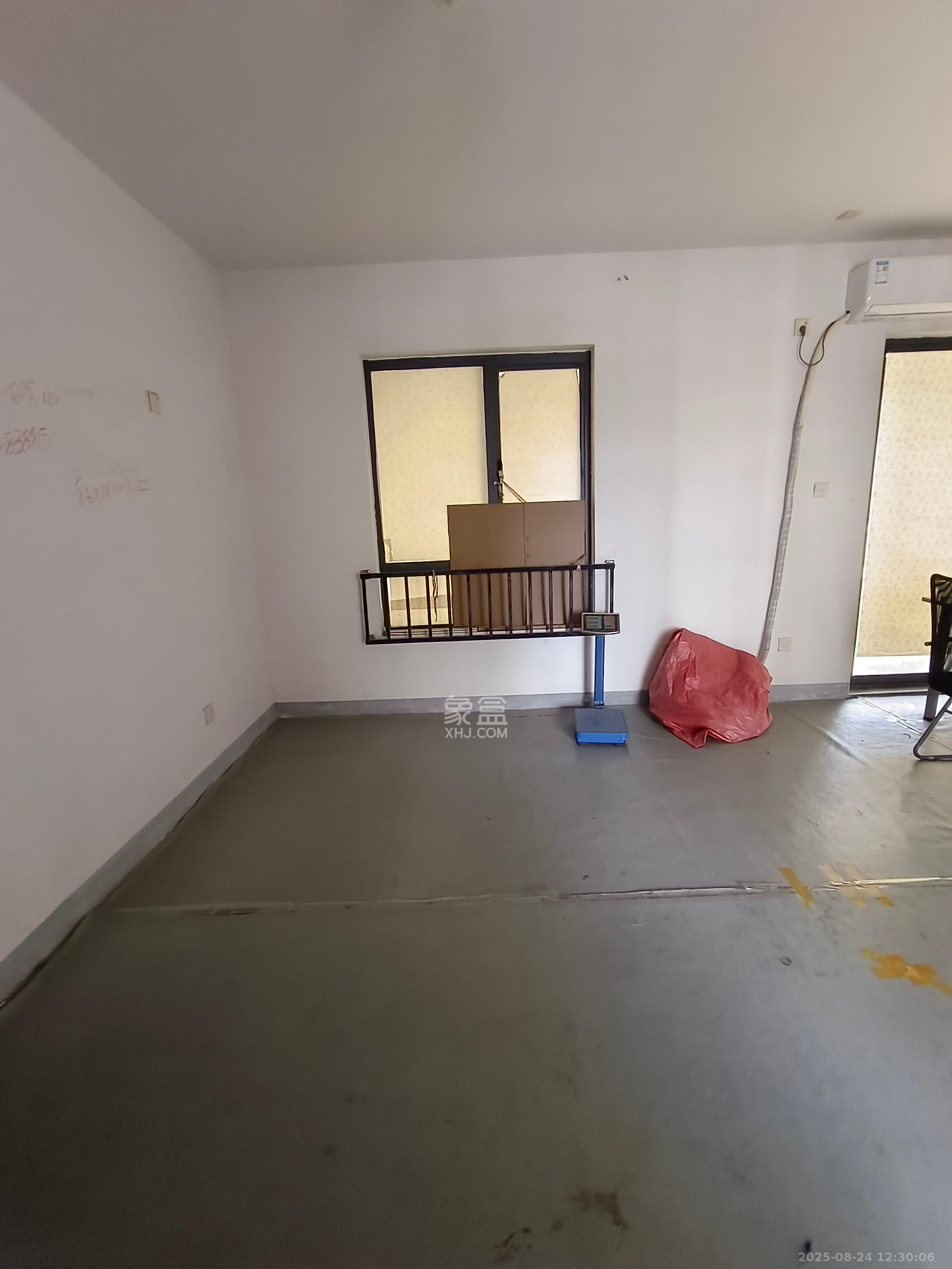 中国铁建国际城二期  3室2厅1卫    1200.0元/月 中国铁建国际城二期  3室2厅1卫    1200.0元/月