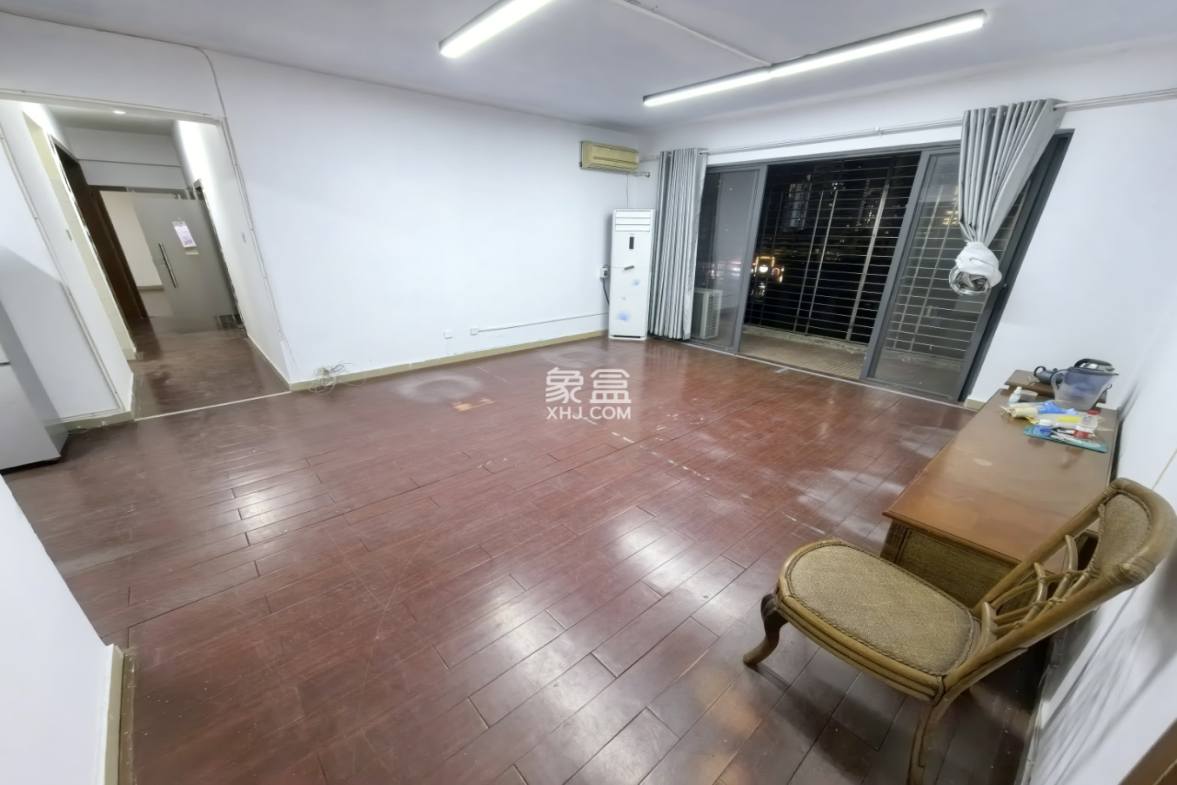 金海广场 4室2厅2卫 3400.0元/月 金海广场 4室2厅2卫 3400.0元/月户型图