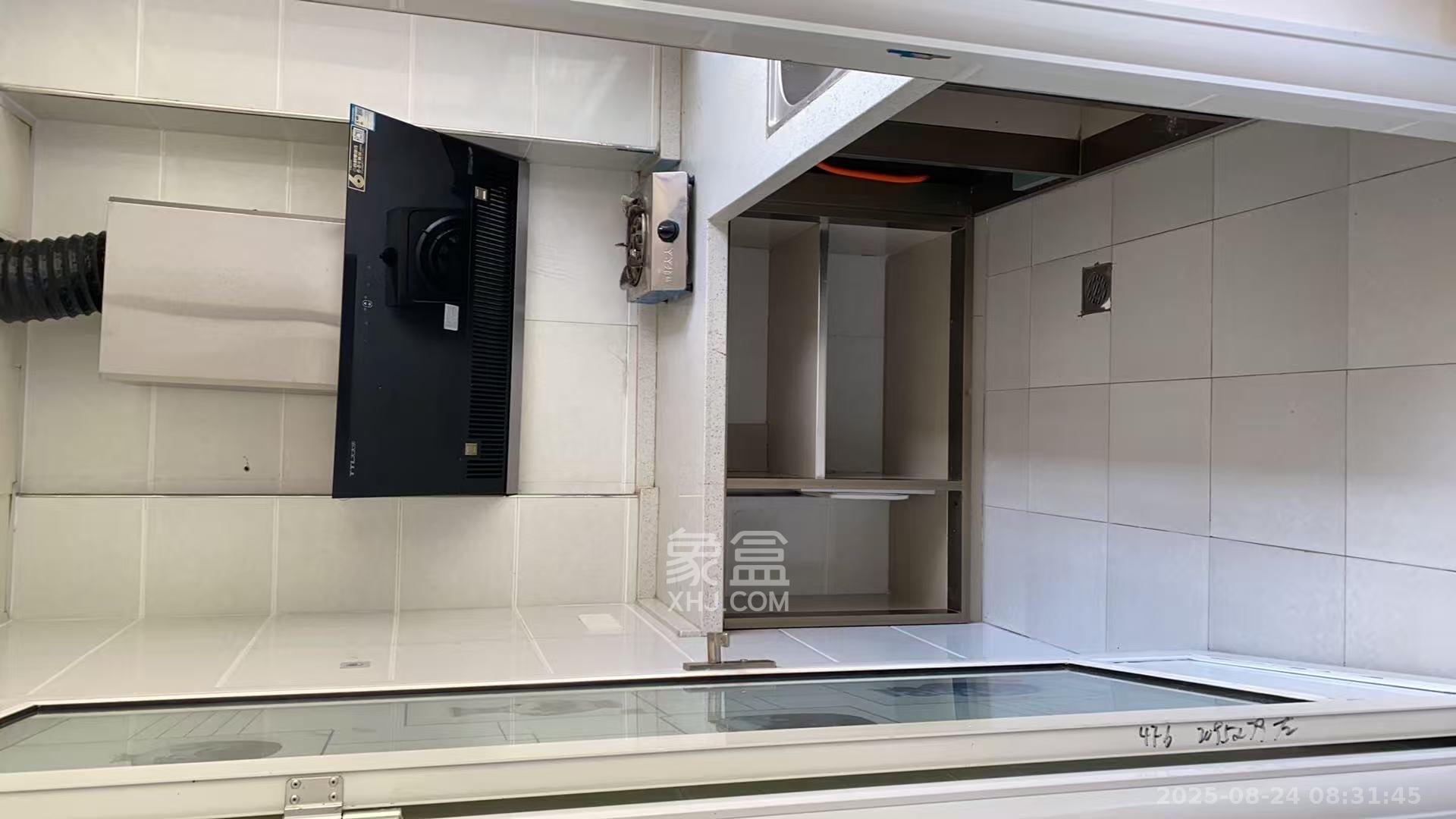 龙塘安置区(龙塘小区)  2室2厅1卫    1300.0元/月 龙塘安置区(龙塘小区)  2室2厅1卫    1300.0元/月室内图