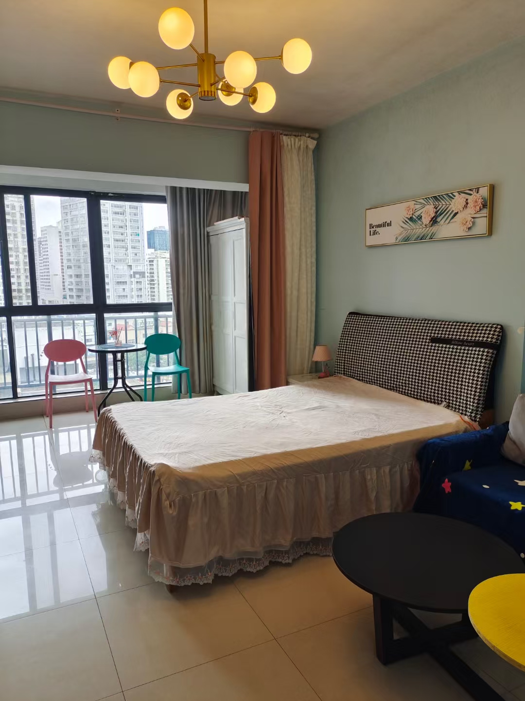 世贸兰庭 1室0厅1卫 52.0万 世贸兰庭 1室0厅1卫 52.0万客厅