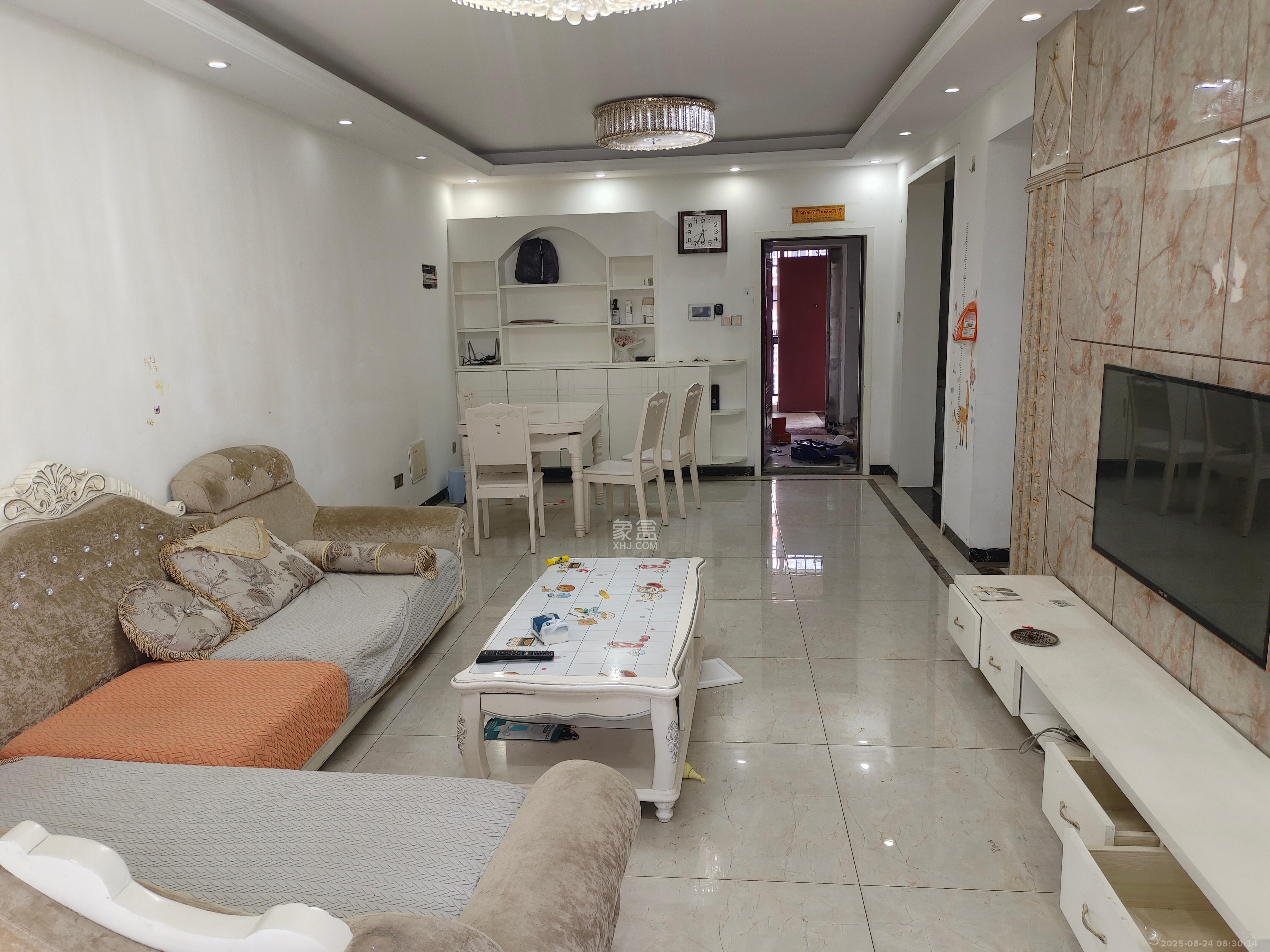 东业上城嘉苑(晟悦国际) 3室2厅1卫 2100.0元/月 东业上城嘉苑(晟悦国际) 3室2厅1卫 2100.0元/月室内图