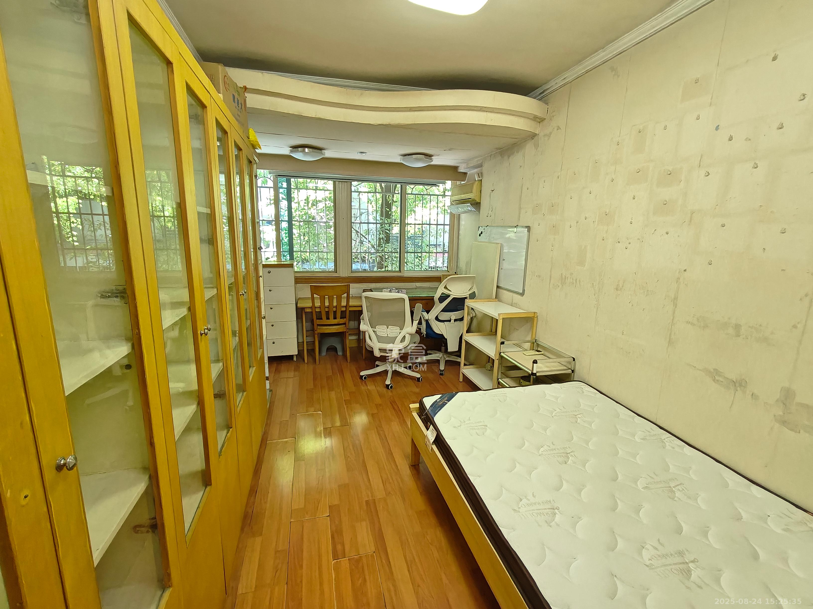 楚湘公寓 3室2厅2卫 2800.0元/月 楚湘公寓 3室2厅2卫 2800.0元/月室内图