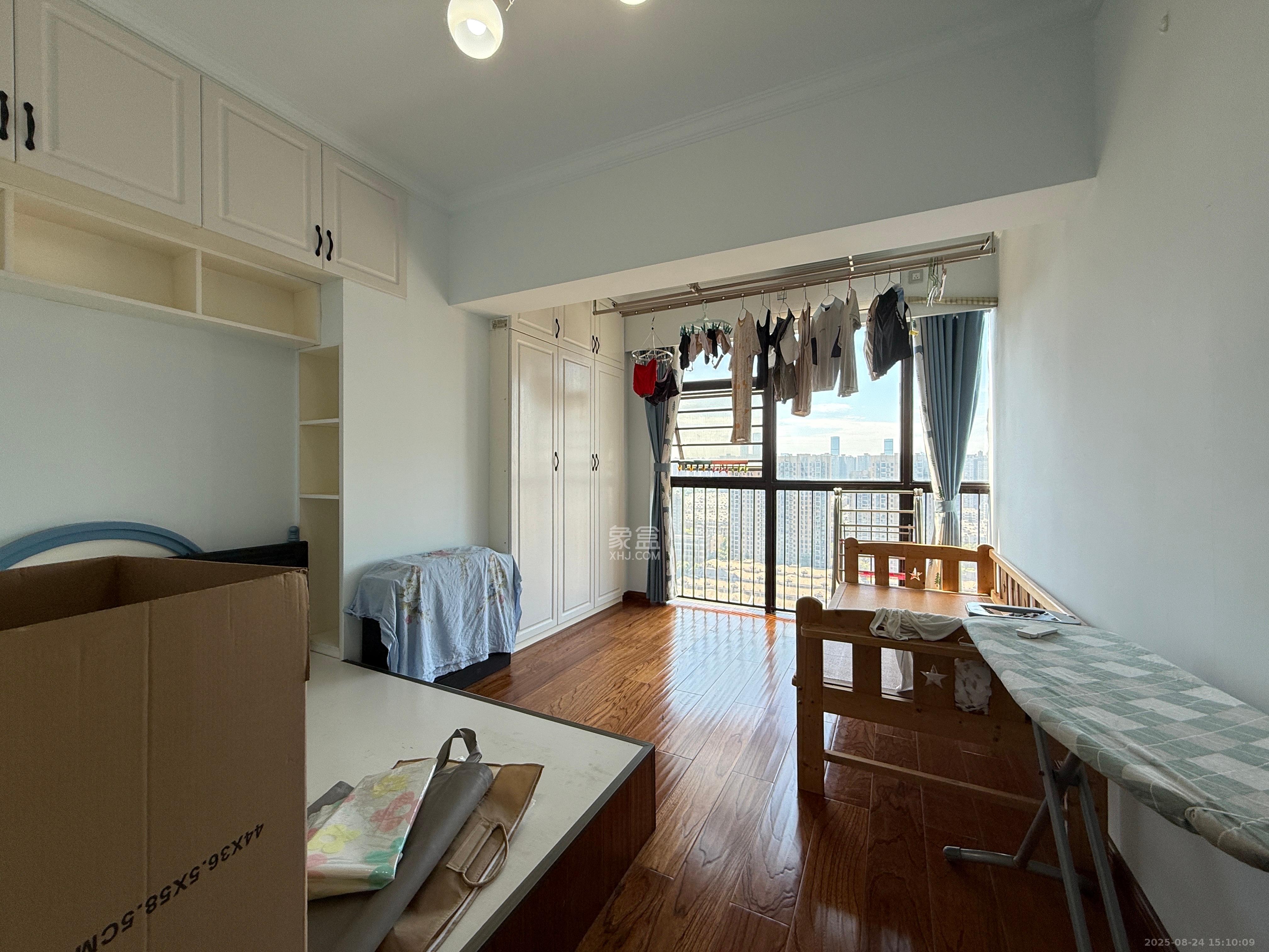 恒大金都(华瑞金都) 2室1厅1卫 2400.0元/月 恒大金都(华瑞金都) 2室1厅1卫 2400.0元/月室内图