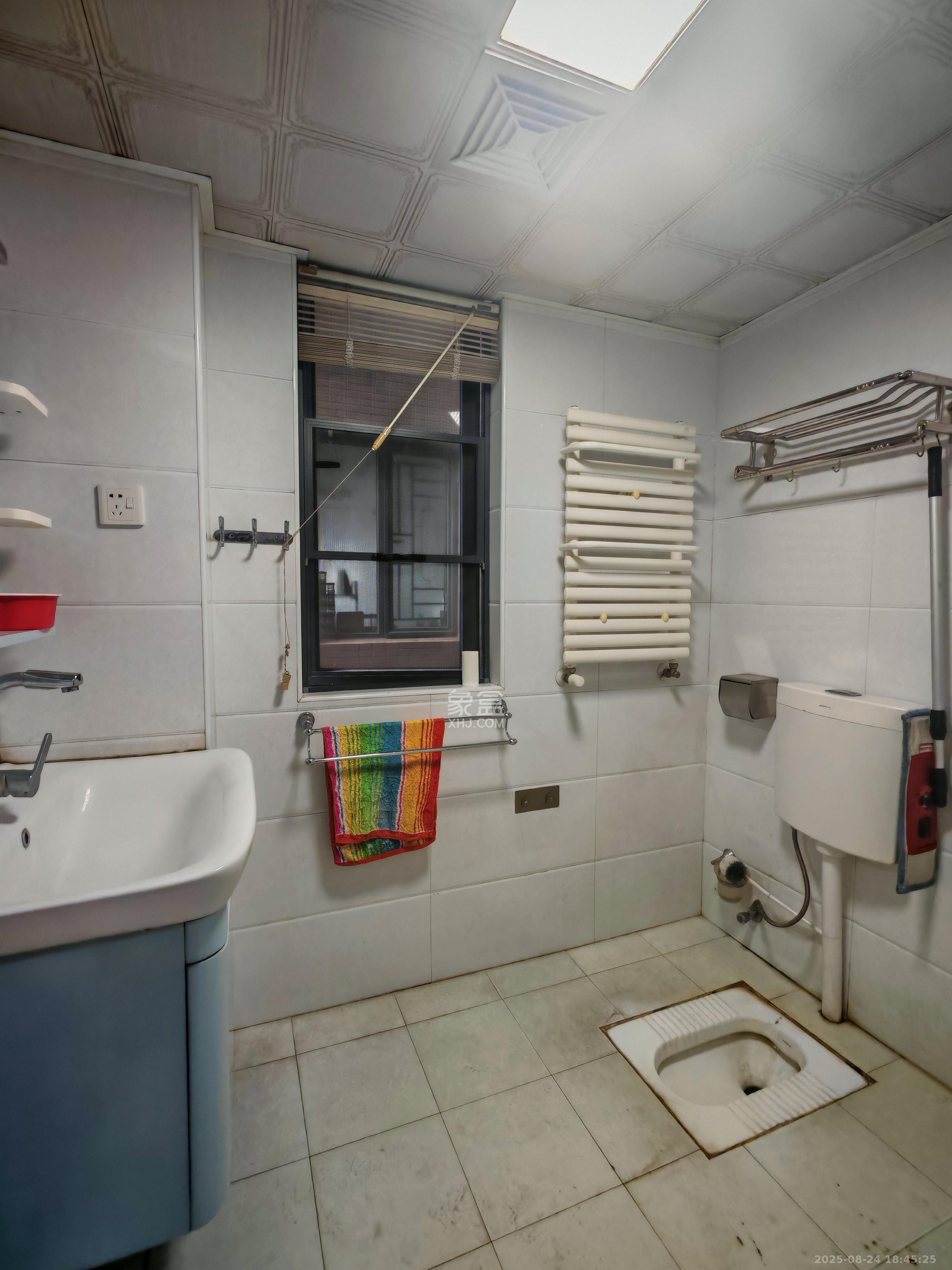 万博汇 2室2厅1卫 2500.0元/月 万博汇 2室2厅1卫 2500.0元/月室内图