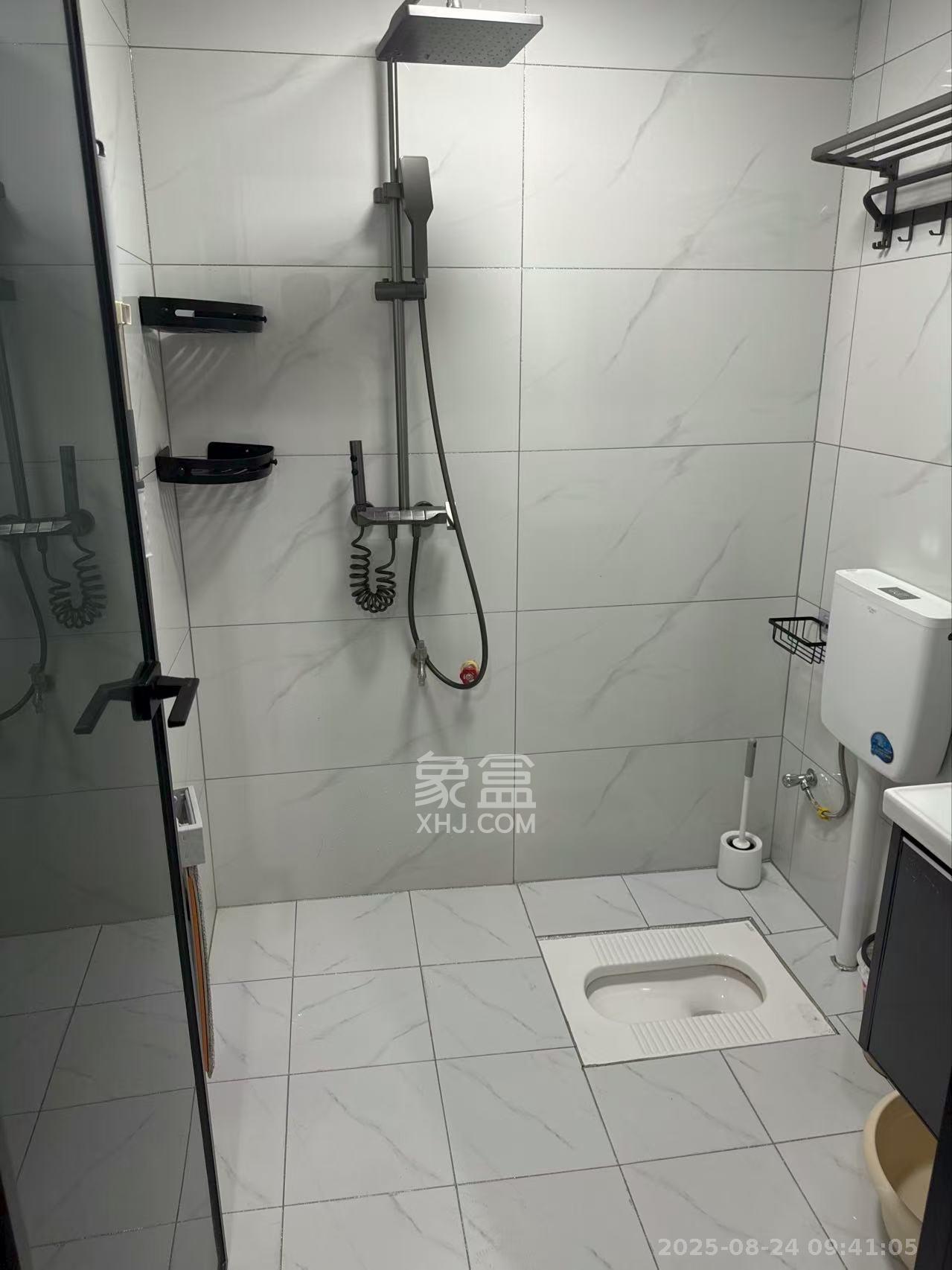 中建嘉和城  1室0厅0卫    1600.0元/月 中建嘉和城  1室0厅0卫    1600.0元/月室内图1