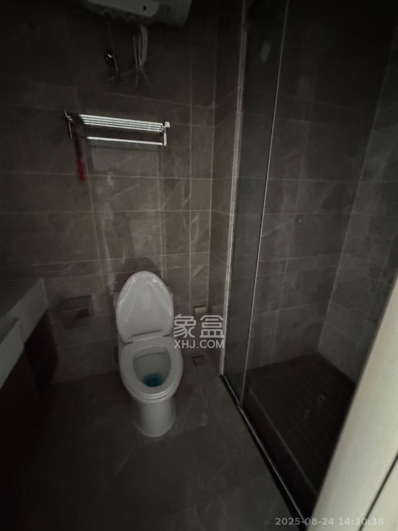 福天藏郡院子  1室1厅1卫    1000.0元/月 福天藏郡院子  1室1厅1卫    1000.0元/月