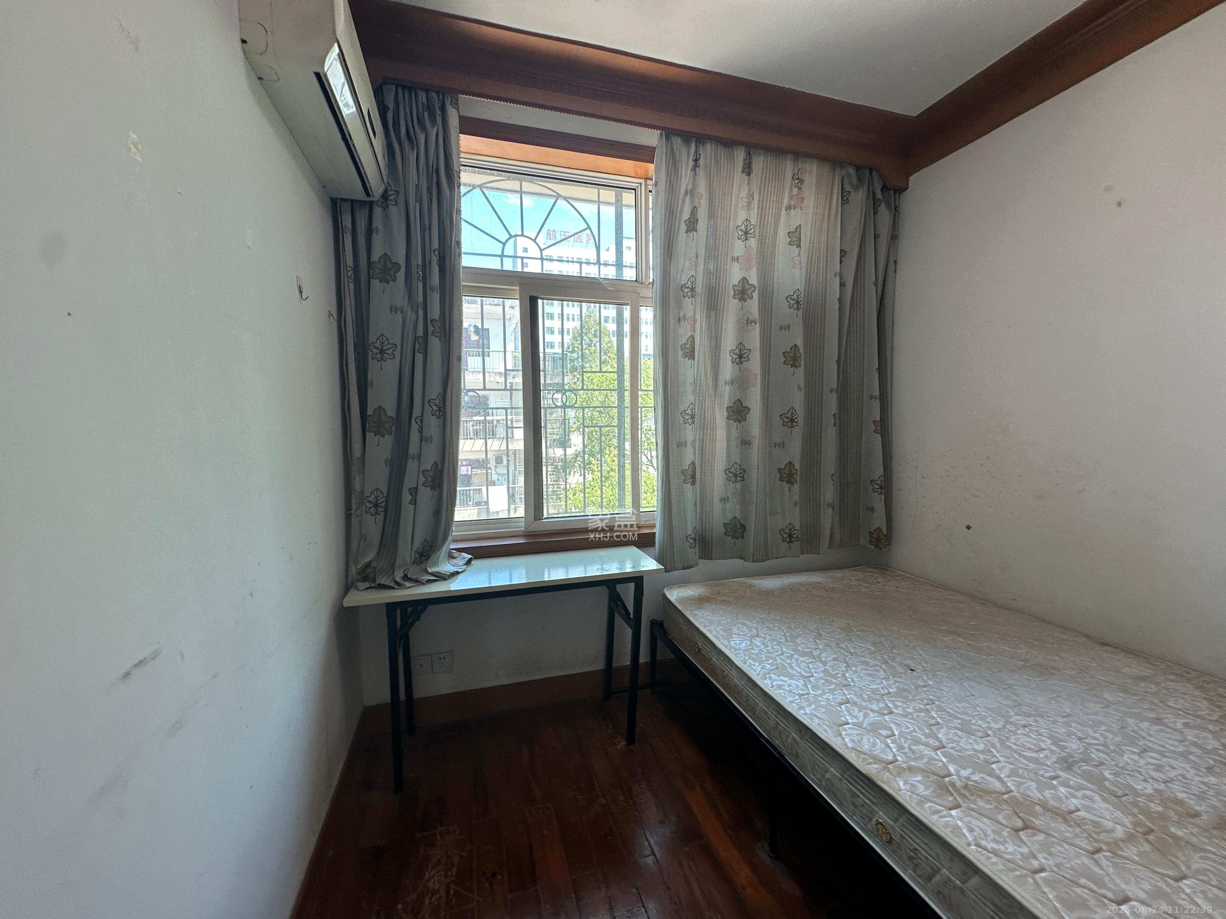 航天大院  3室1厅1卫    1700.0元/月室内图