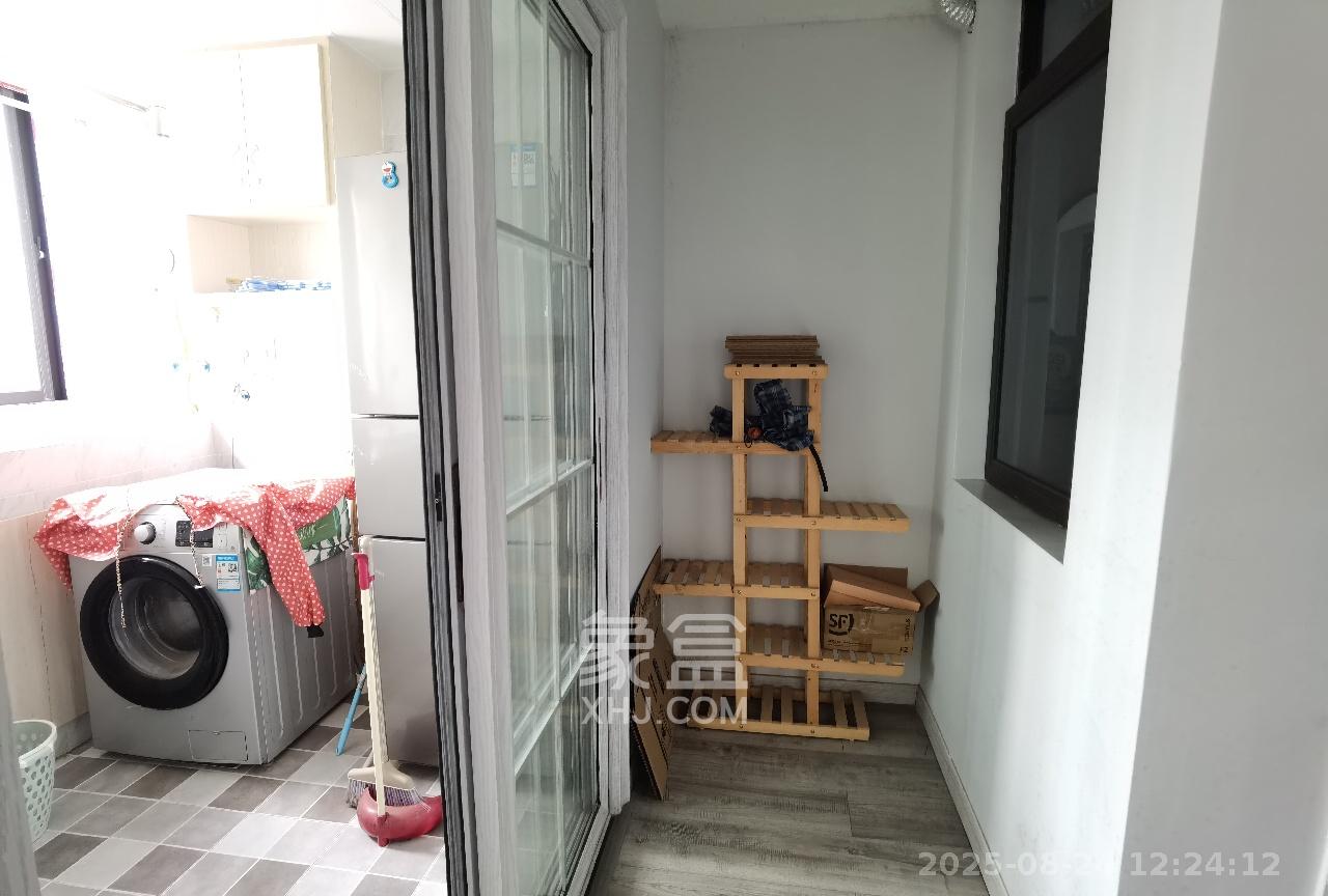 乾源国际  1室1厅1卫   1400.00元/月室内图