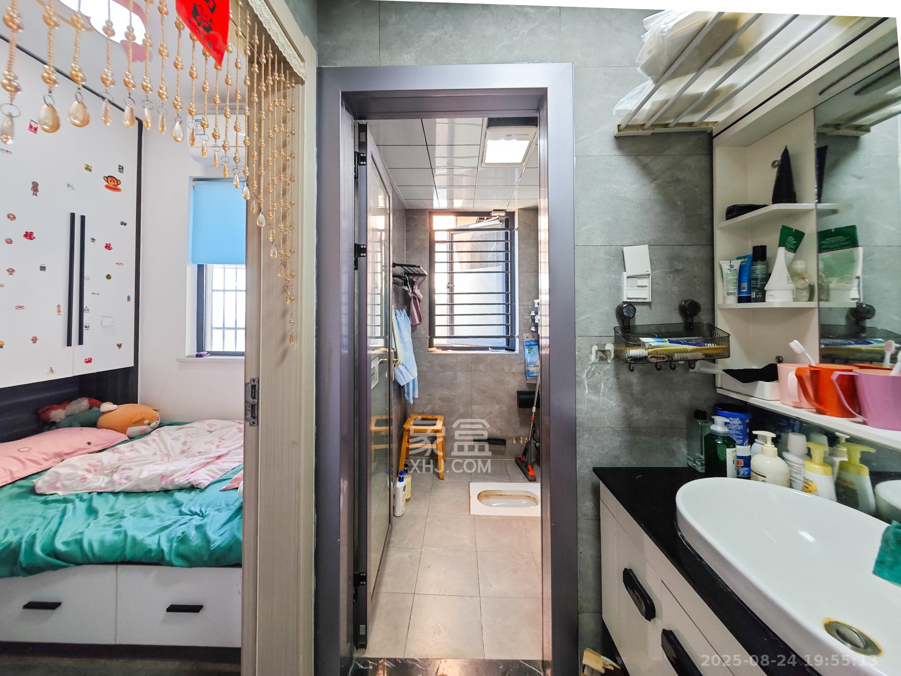 嘉宇北部湾A区 3室2厅1卫 58.0万 嘉宇北部湾A区 3室2厅1卫 58.0万卫生间