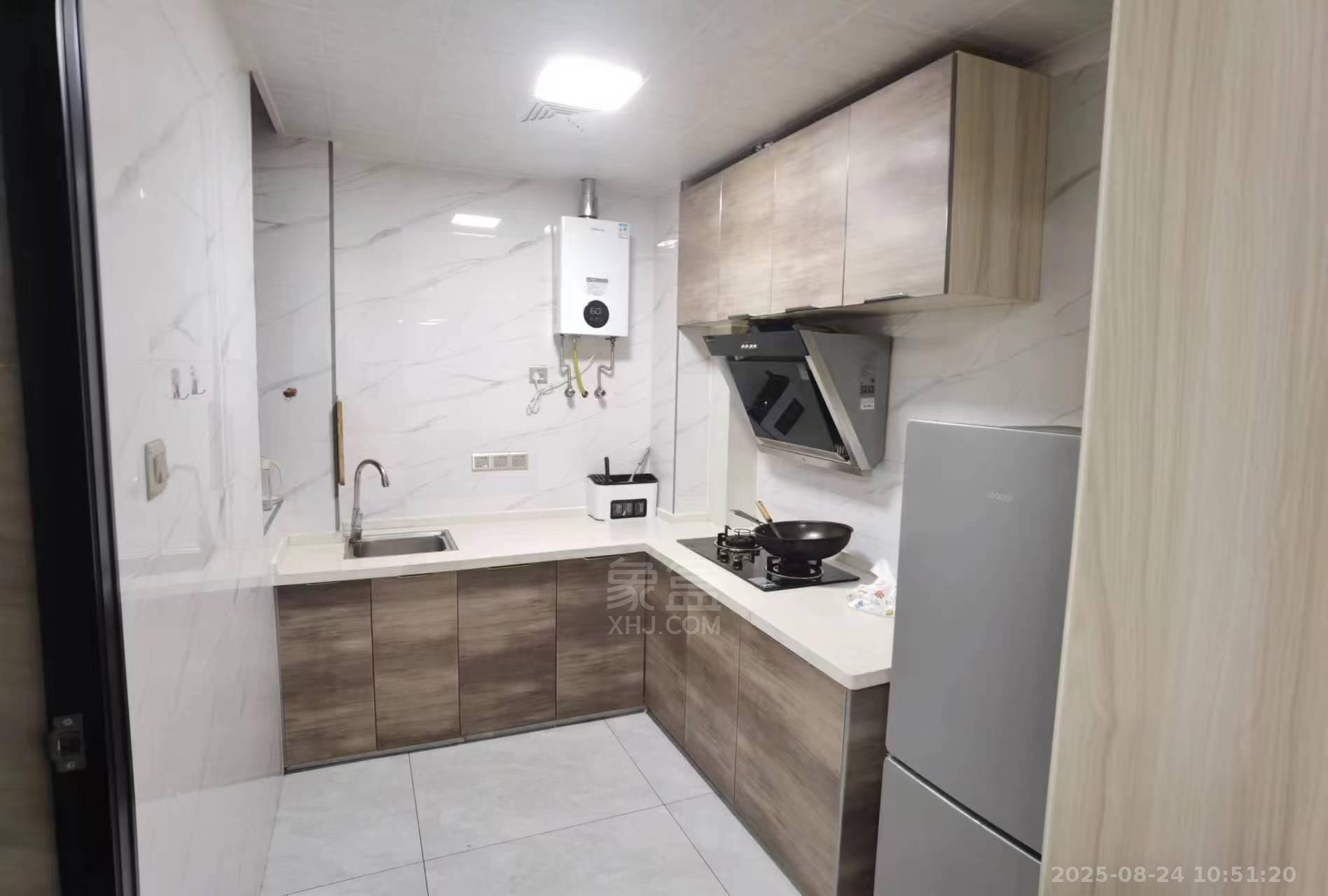 流金岁月-华晨国际 1室1厅1卫 1600.0元/月 流金岁月-华晨国际 1室1厅1卫 1600.0元/月室内图