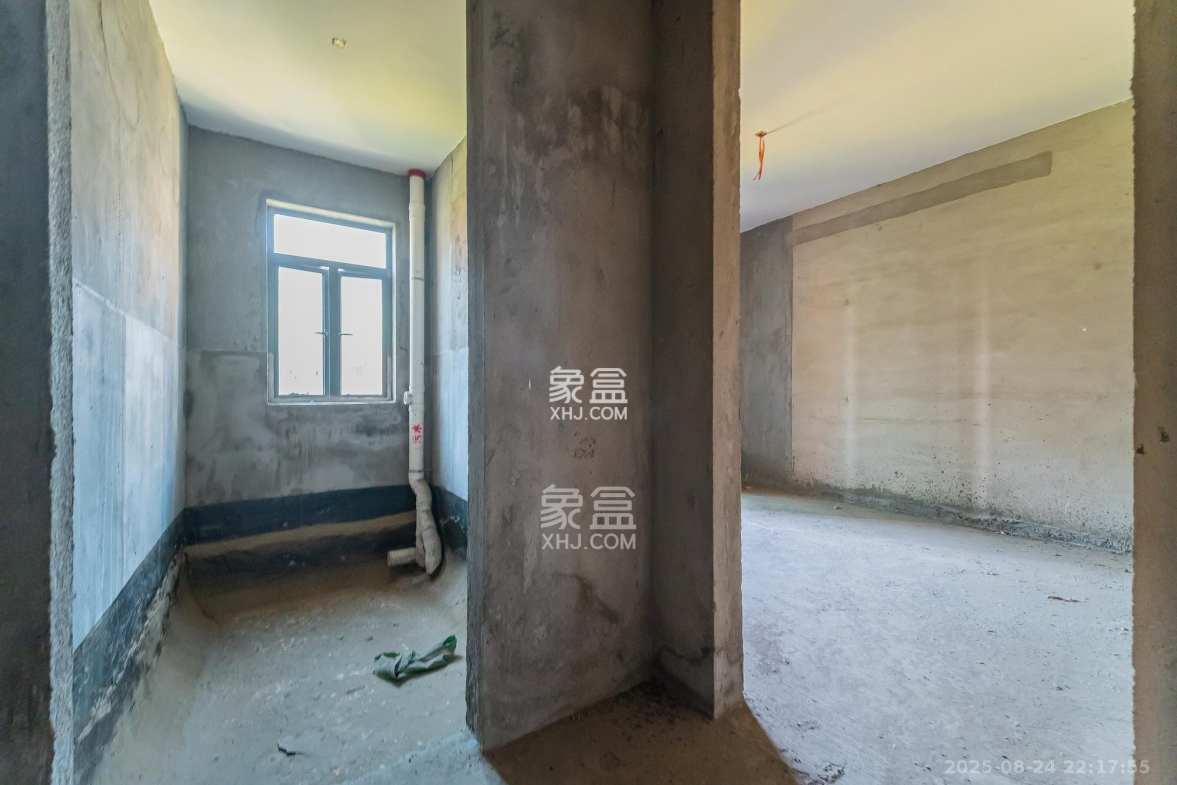 海伦春天 8室3厅5卫 258.0万 海伦春天 8室3厅5卫 258.0万卫生间