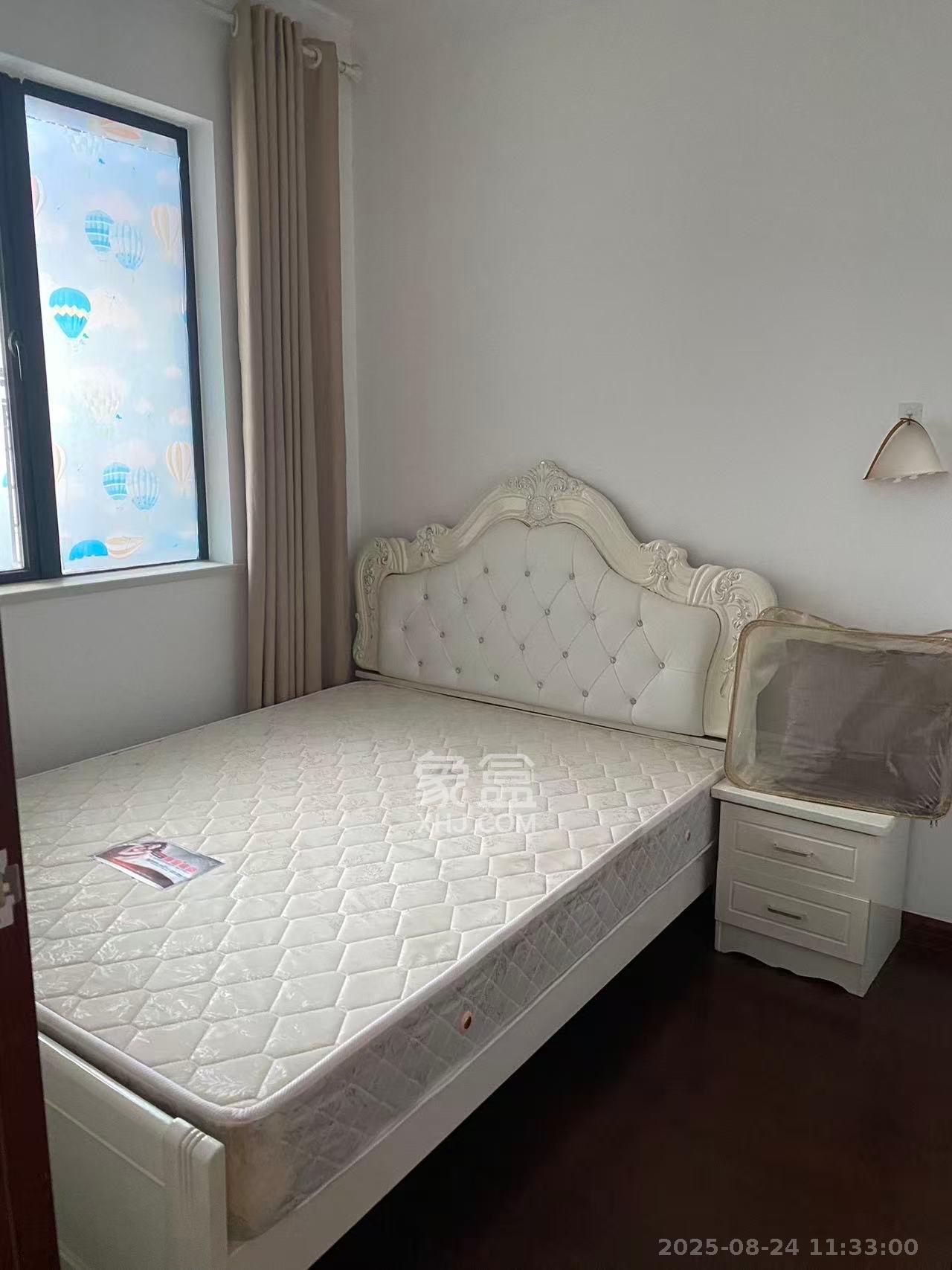 中海梅溪湖壹号  3室2厅1卫    2300.0元/月室内图