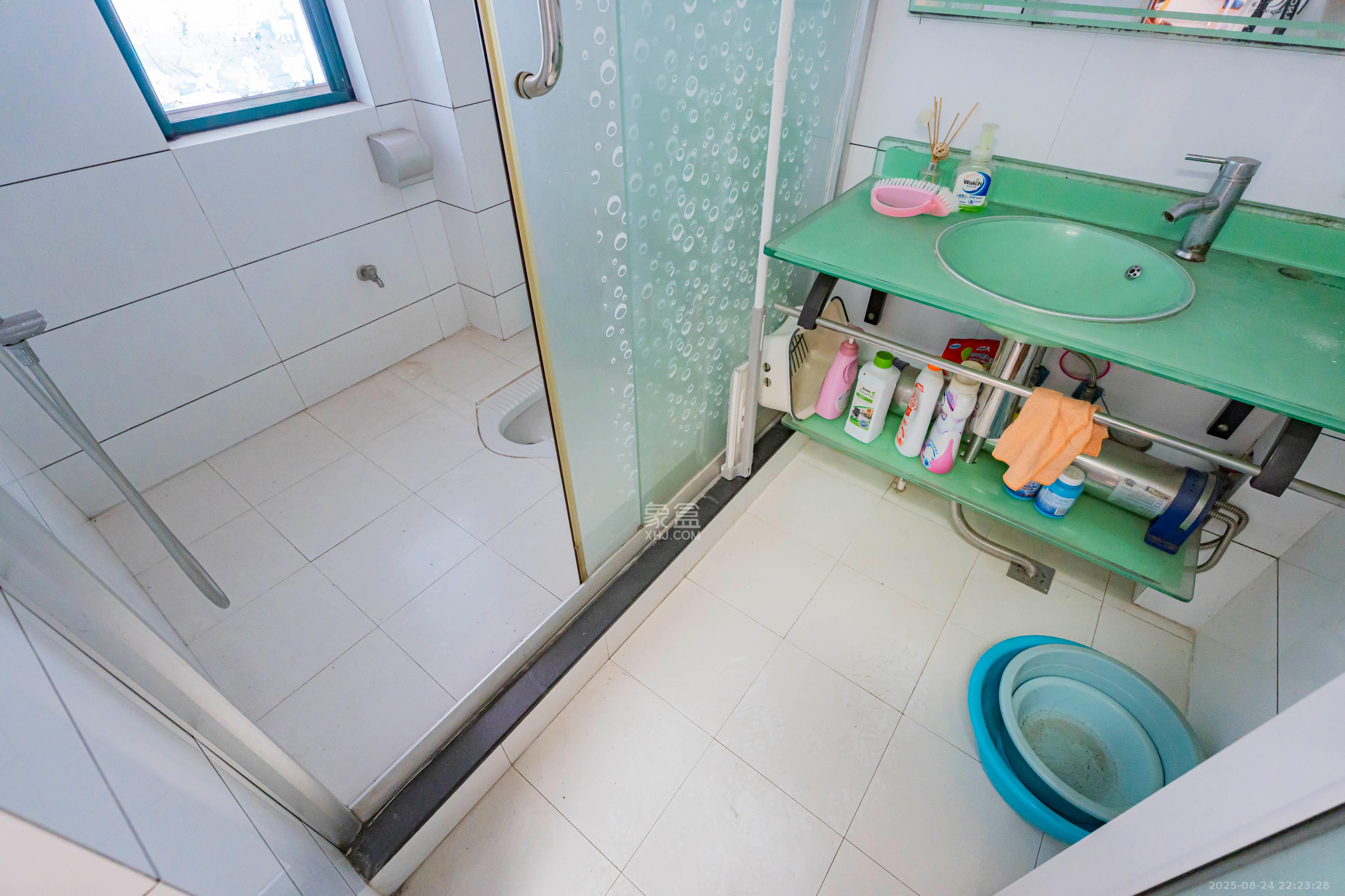 才子佳苑一期/二期  3室2厅1卫    69.0万 才子佳苑一期/二期  3室2厅1卫    69.0万卫生间