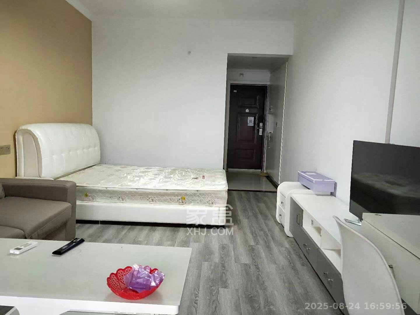 蓝湾国际广场 1室1厅1卫 1600.0元/月 蓝湾国际广场 1室1厅1卫 1600.0元/月室内图