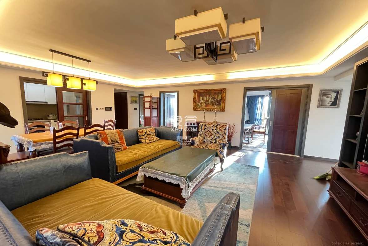 万科金域缇香  4室2厅2卫    5000.0元/月 万科金域缇香  4室2厅2卫    5000.0元/月室内图