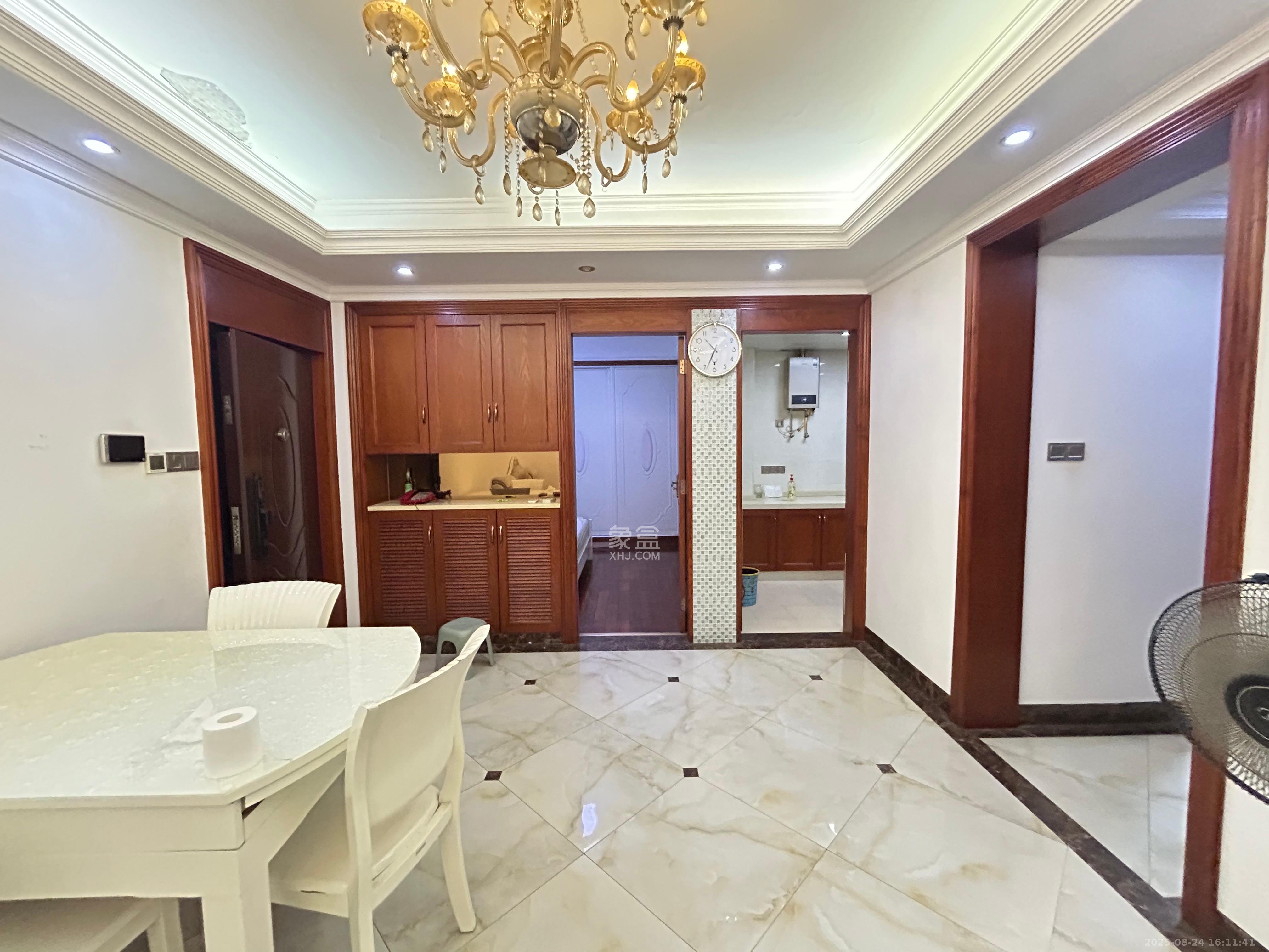 怡海星城  1室2厅1卫    1600.0元/月室内图