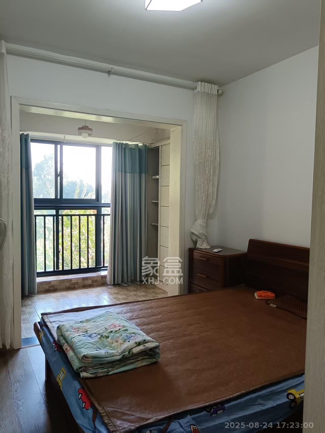 中建芙蓉嘉苑  3室2厅2卫    2600.0元/月室内图