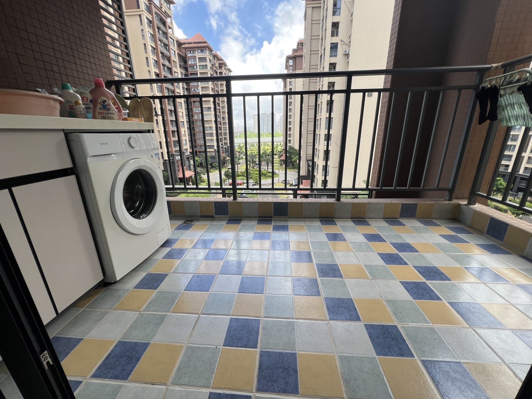 南海幸福汇 2室2厅1卫 76.0万 南海幸福汇 2室2厅1卫 76.0万客厅