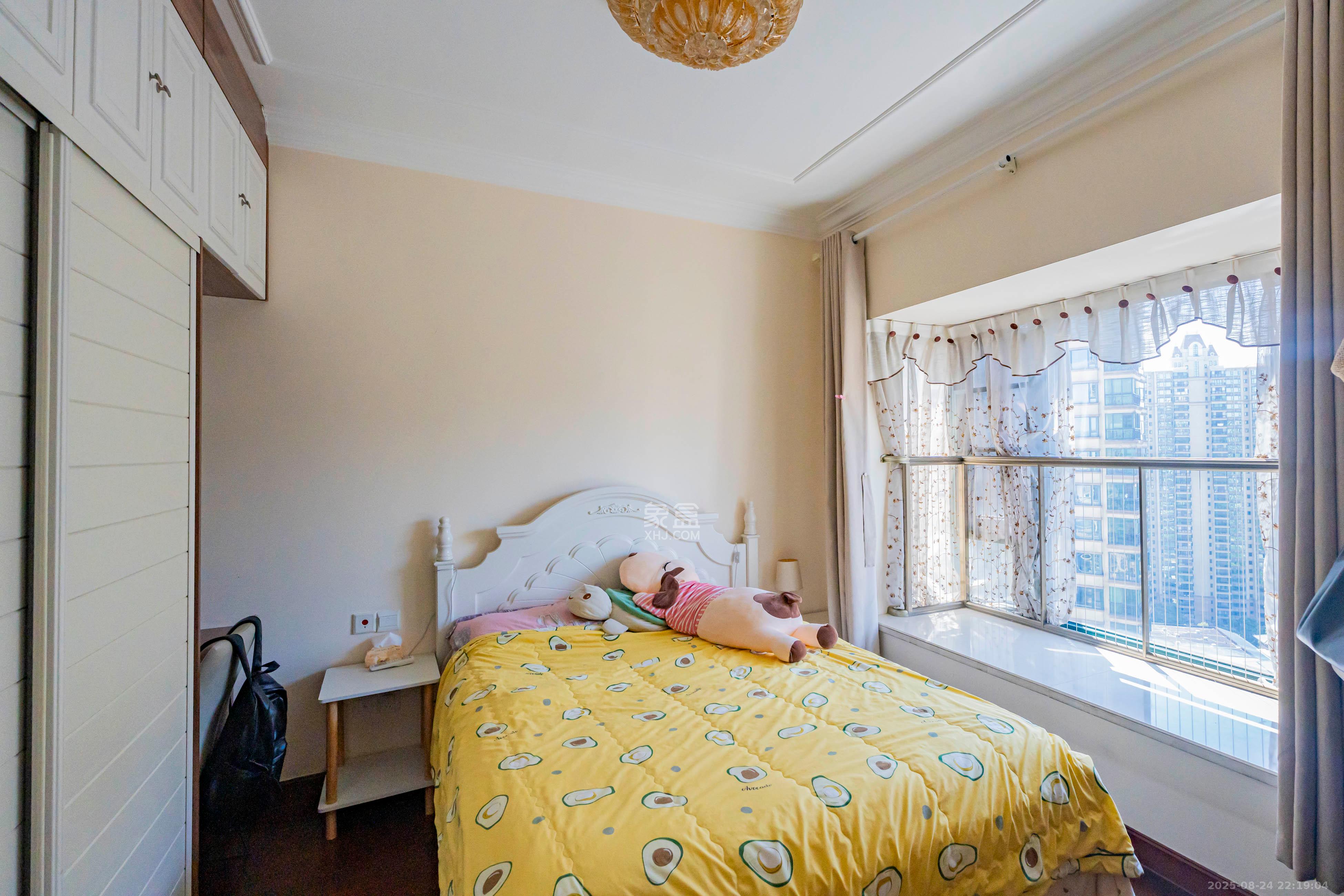 恒大雅苑  2室2厅2卫    79.0万 恒大雅苑  2室2厅2卫    79.0万卧室