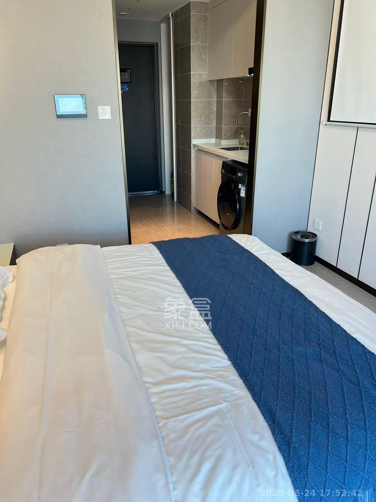 华润置地中心  1室1厅1卫    2000.0元/月 华润置地中心  1室1厅1卫    2000.0元/月室内图