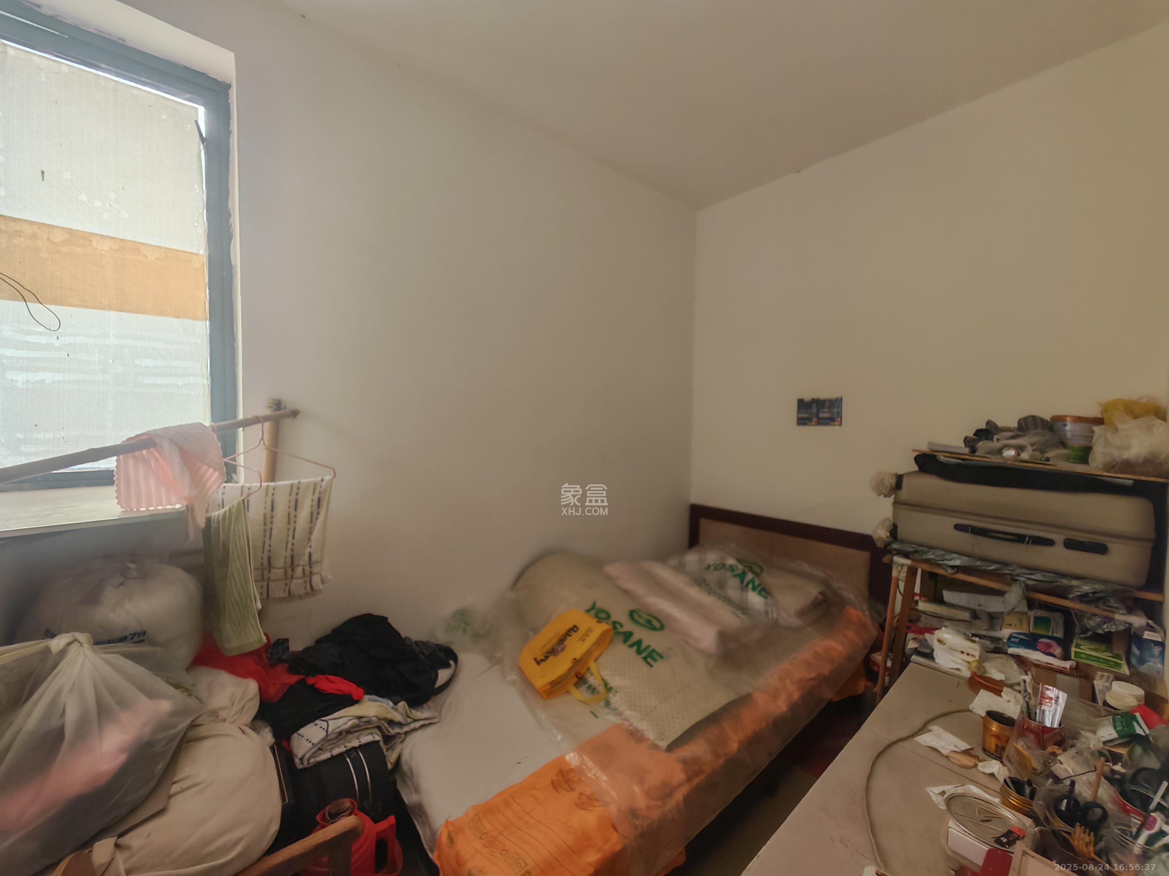 梦网景园  3室2厅2卫    2300.0元/月室内图