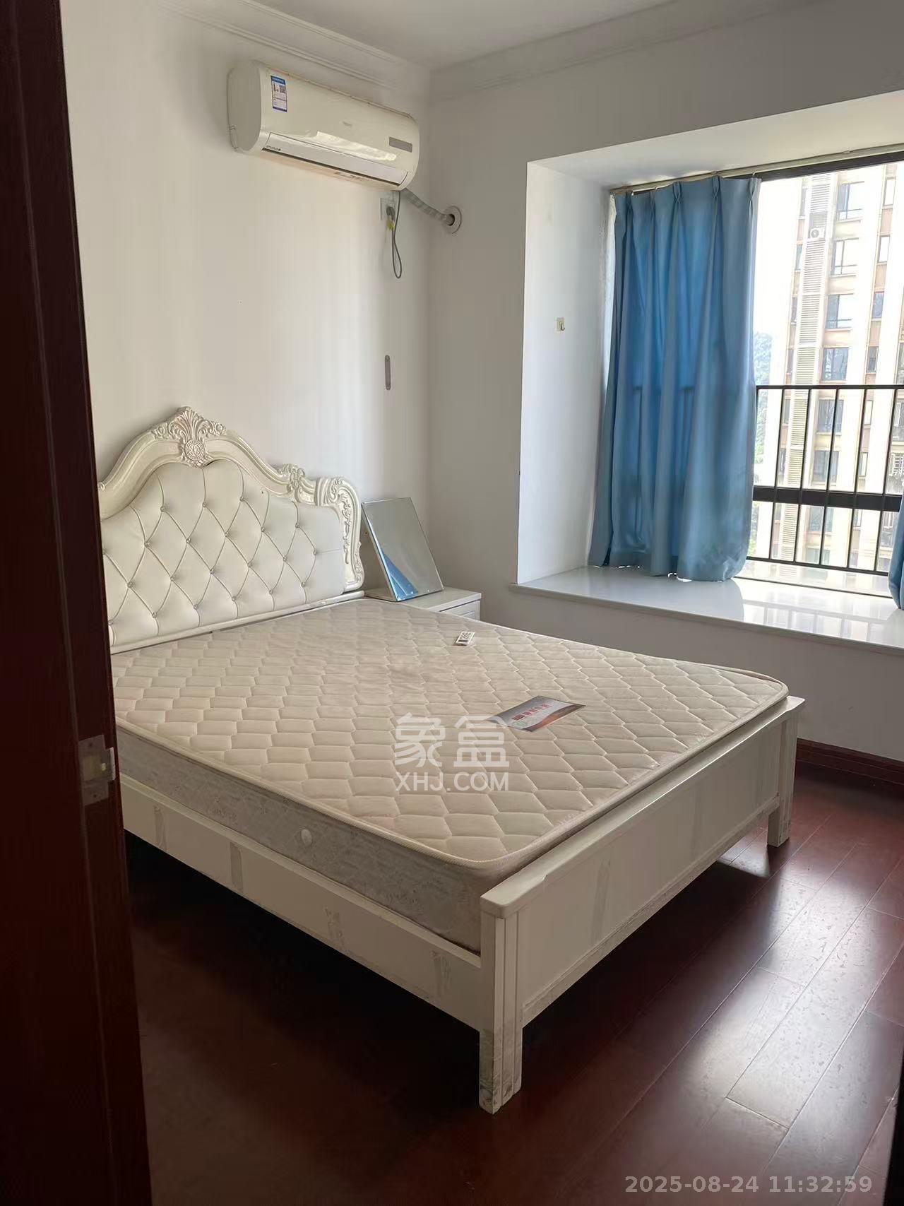 中海梅溪湖壹号  3室2厅1卫    2300.0元/月室内图